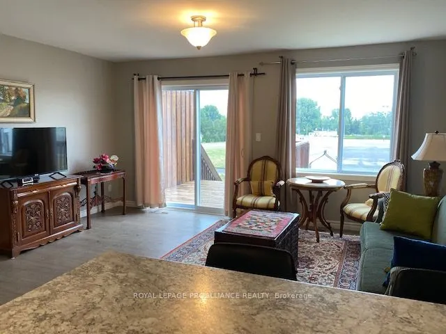 5 Ridgeway Place