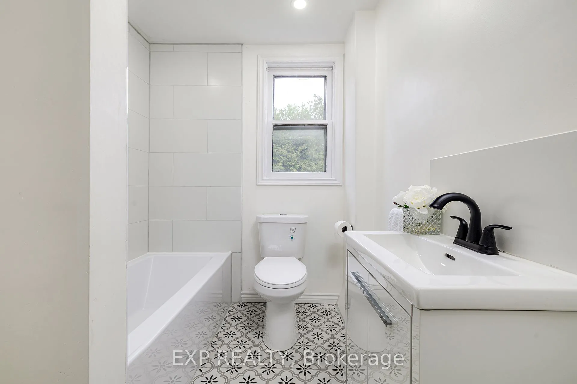 11 Farrer Street