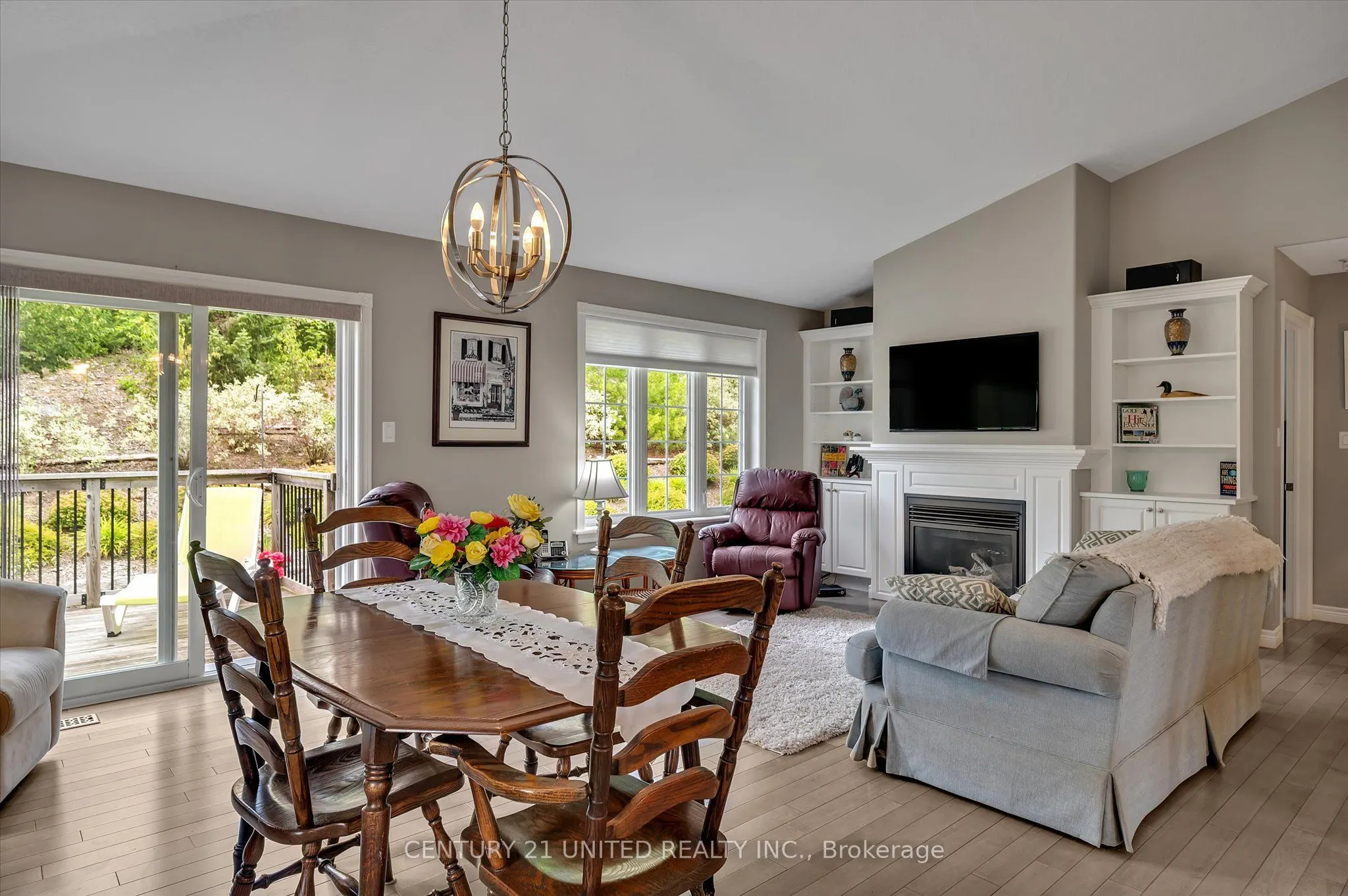 301 Carnegie Avenue, #194