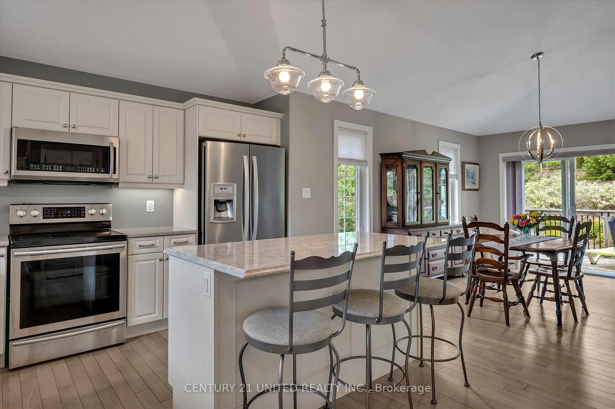301 Carnegie Avenue, #194