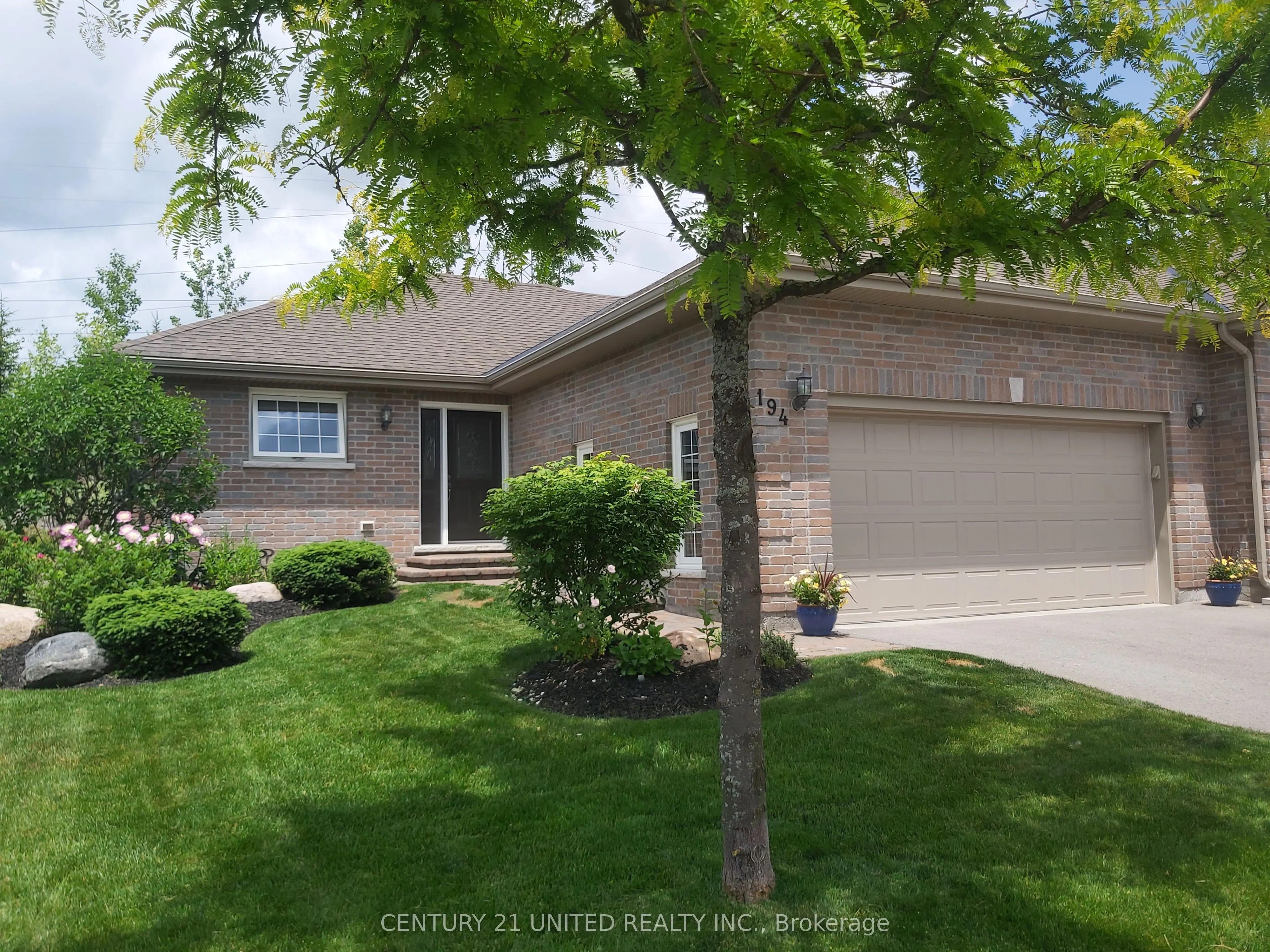 301 Carnegie Avenue, #194