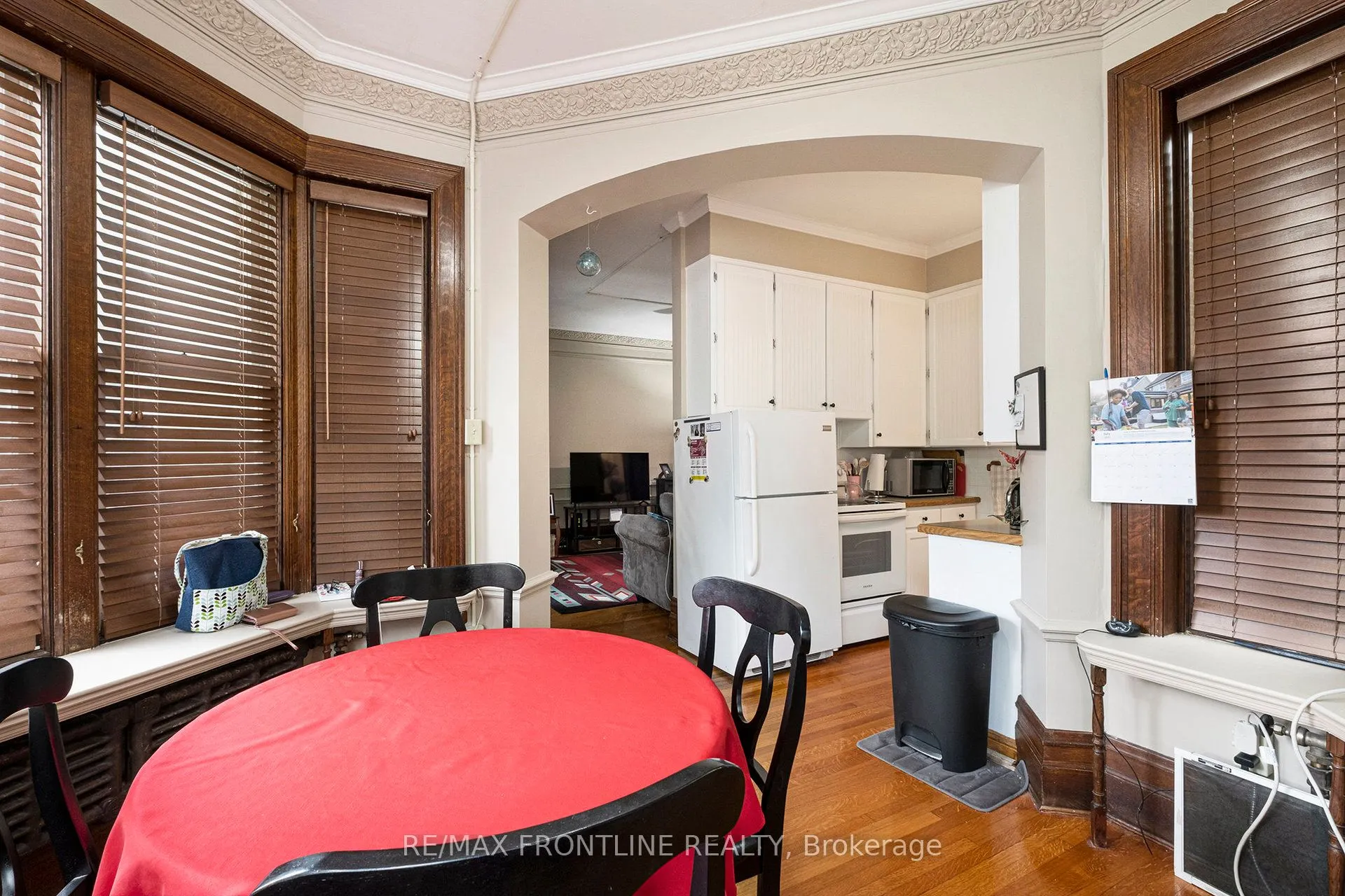 38 Drummond Street W