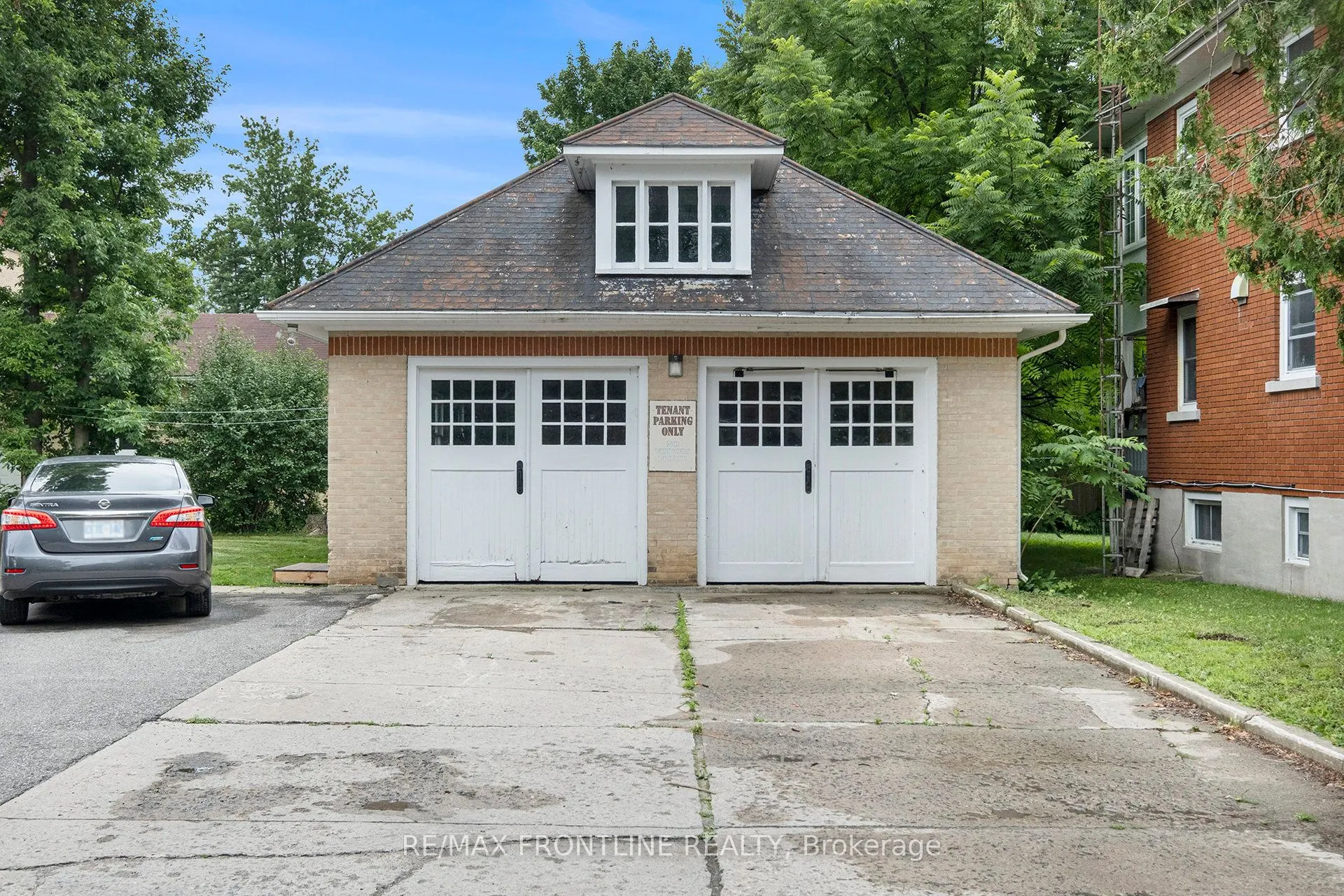 38 Drummond Street W