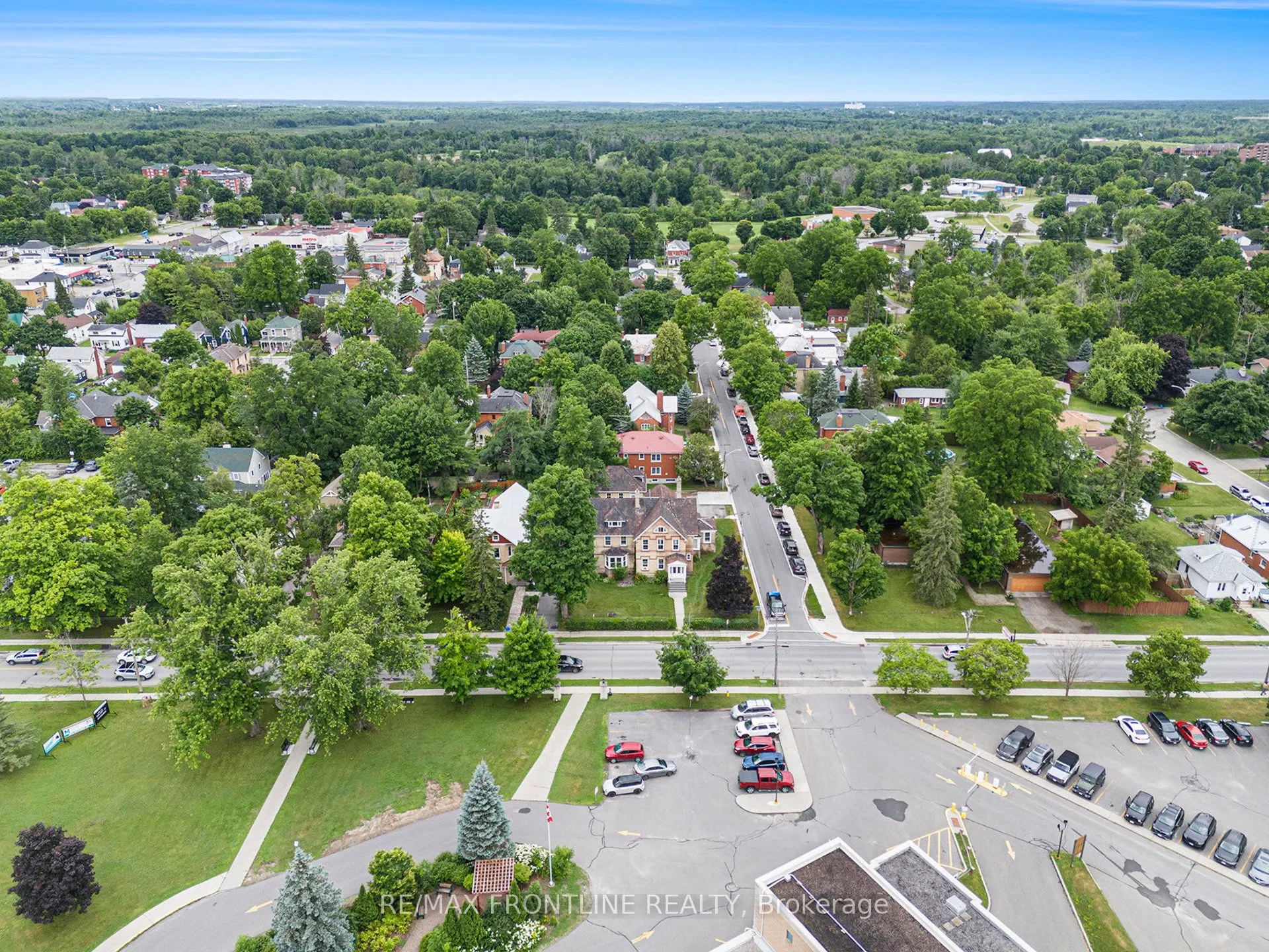 38 Drummond Street W