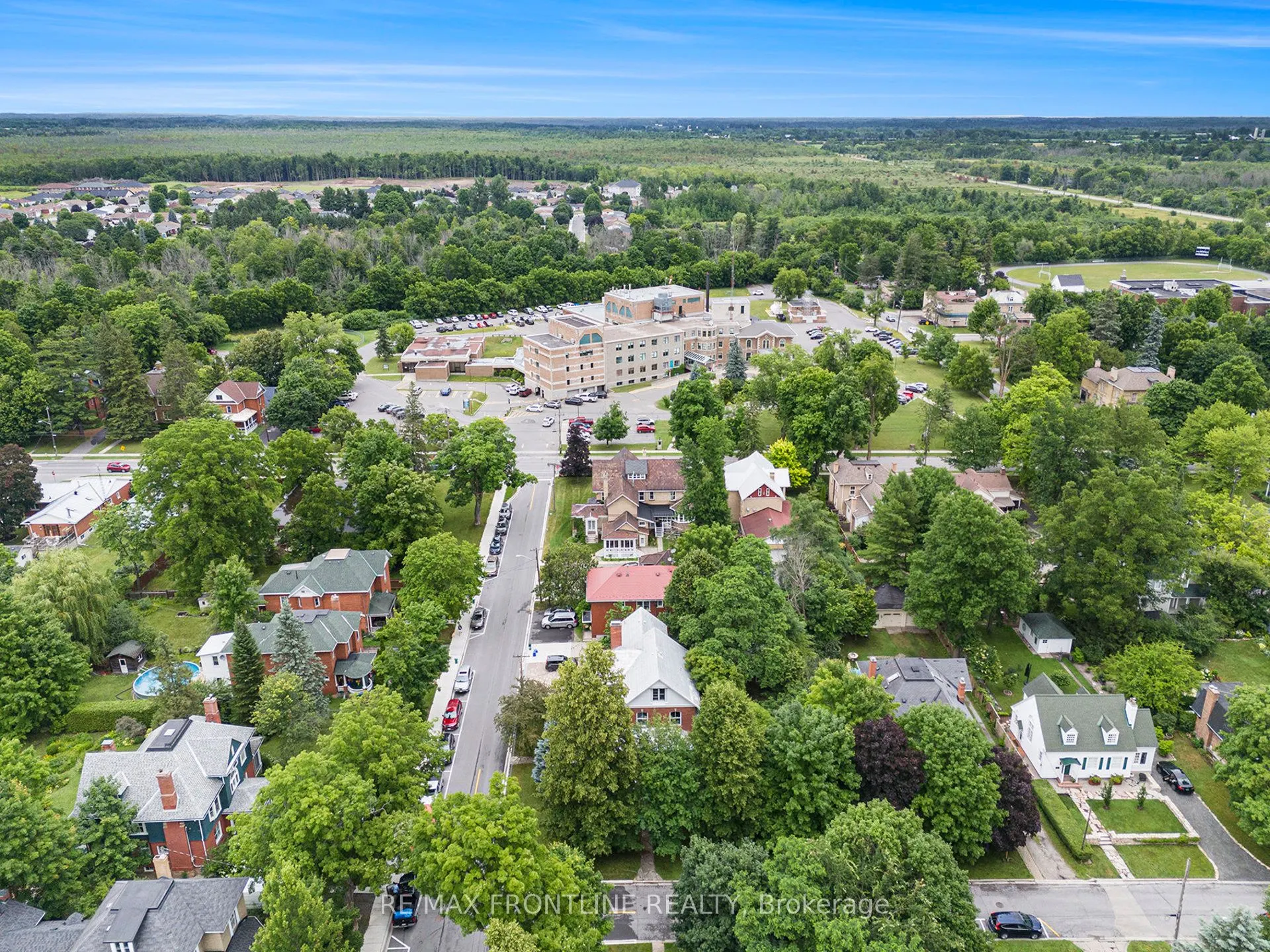 38 Drummond Street W