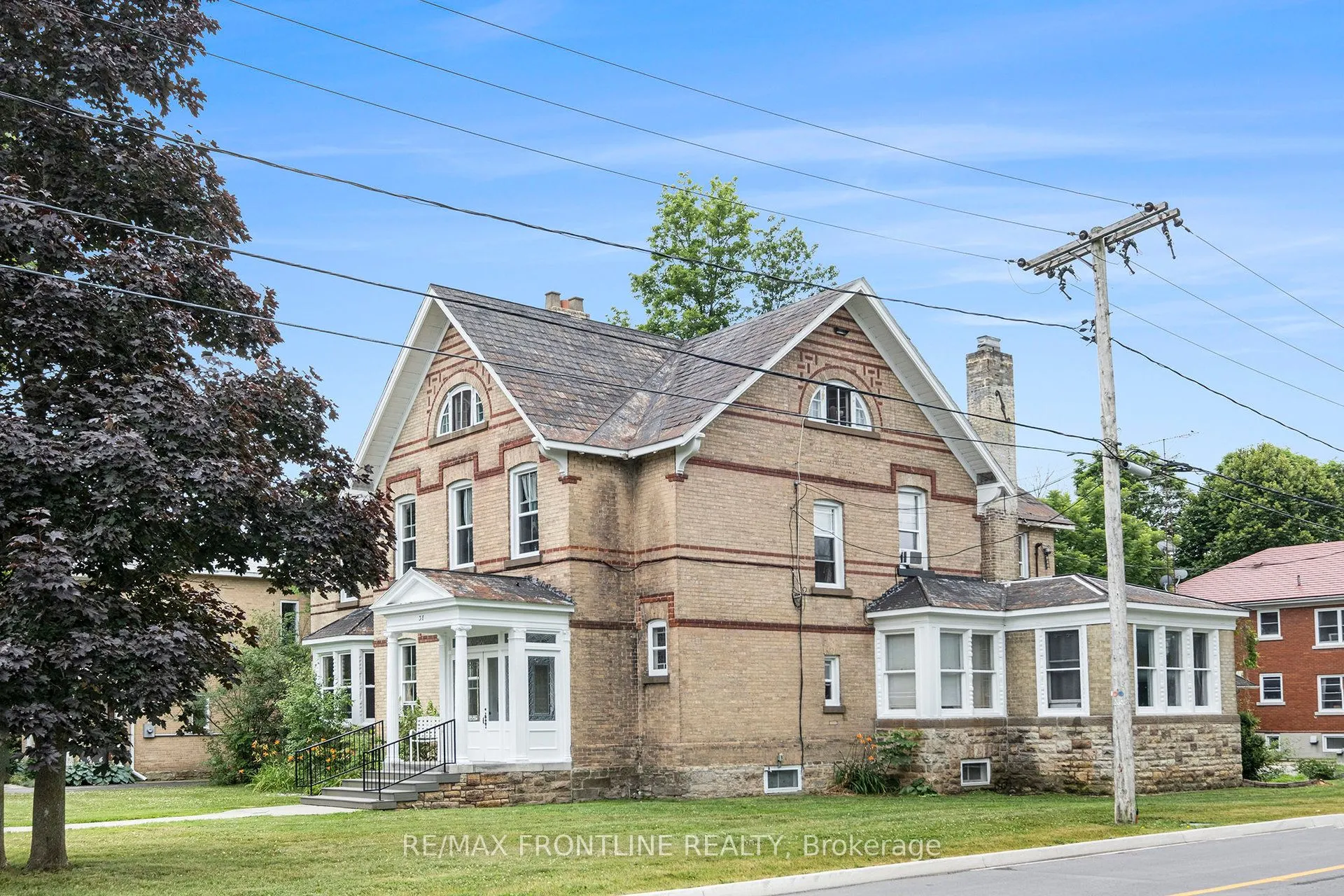 38 Drummond Street W