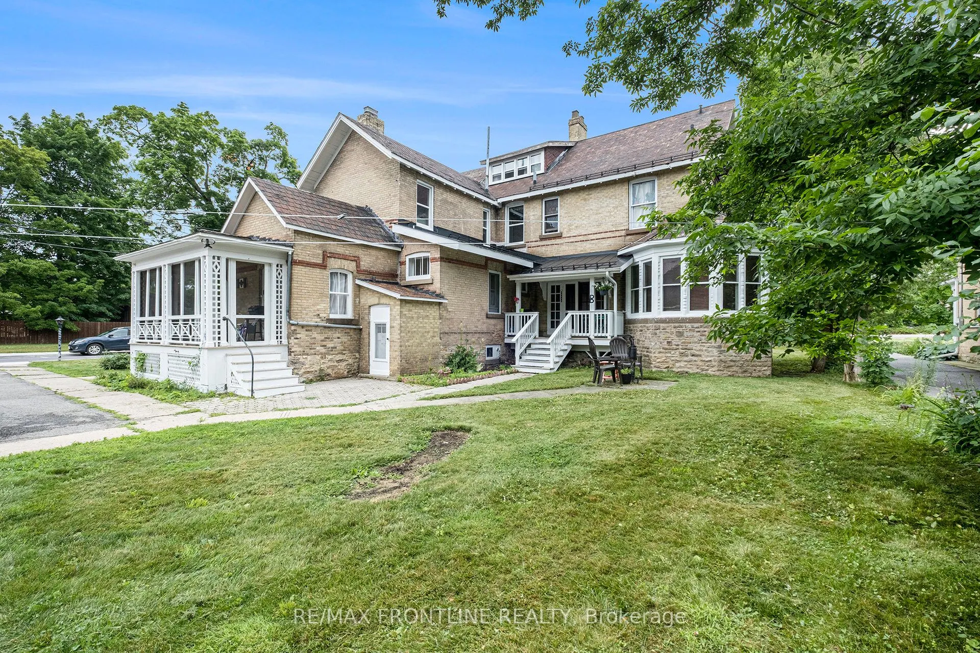 38 Drummond Street W