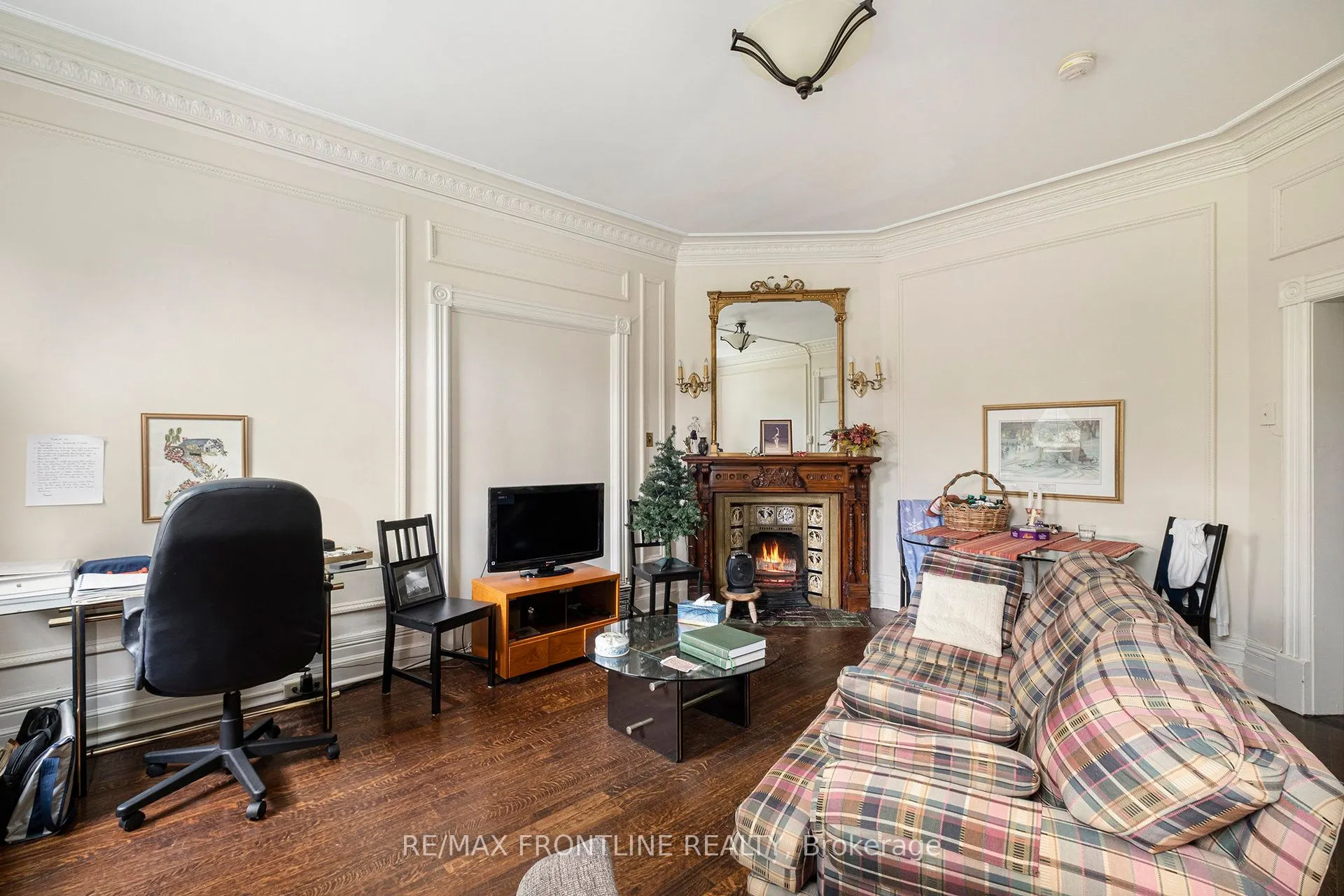 38 Drummond Street W
