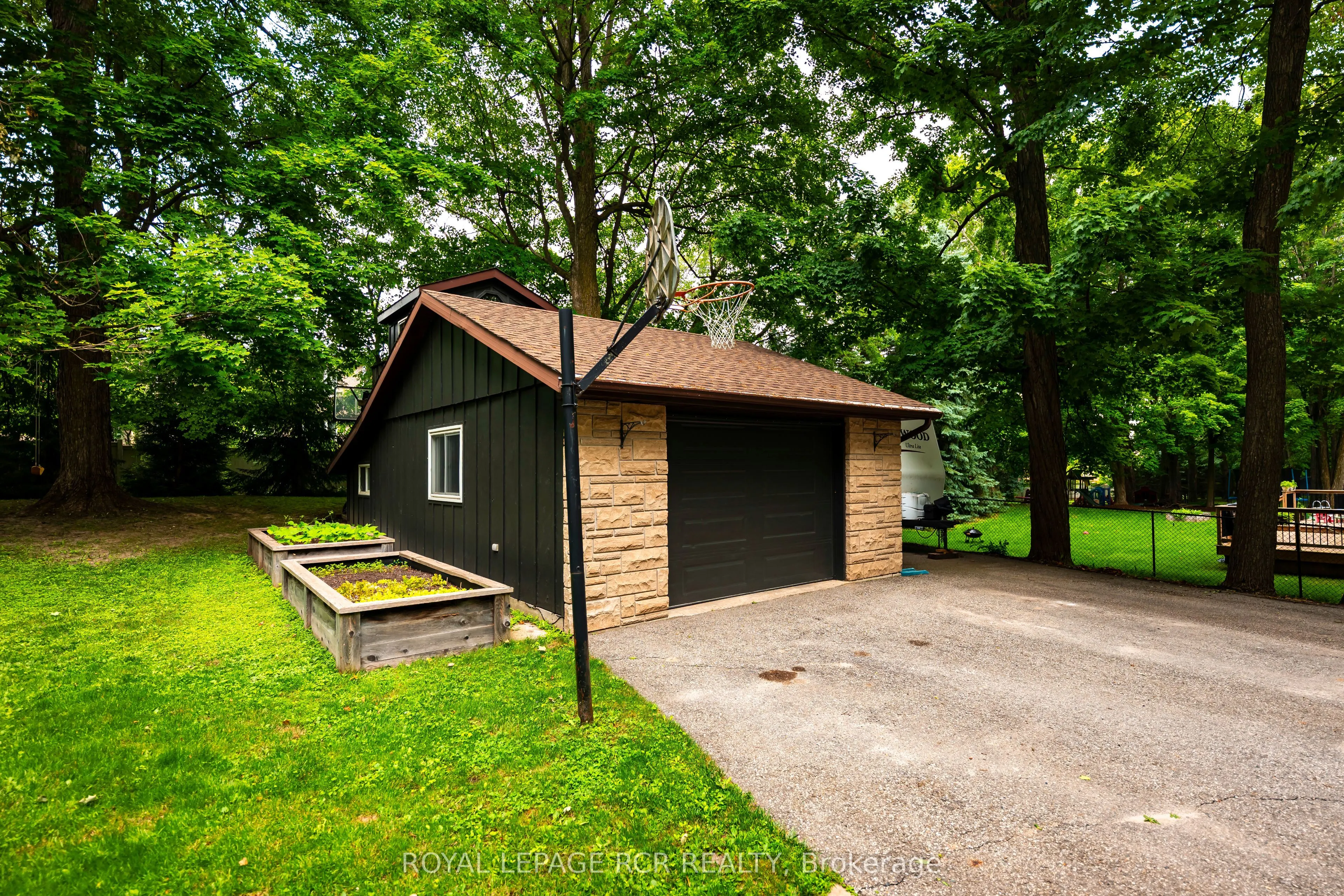 117 Birch Grove