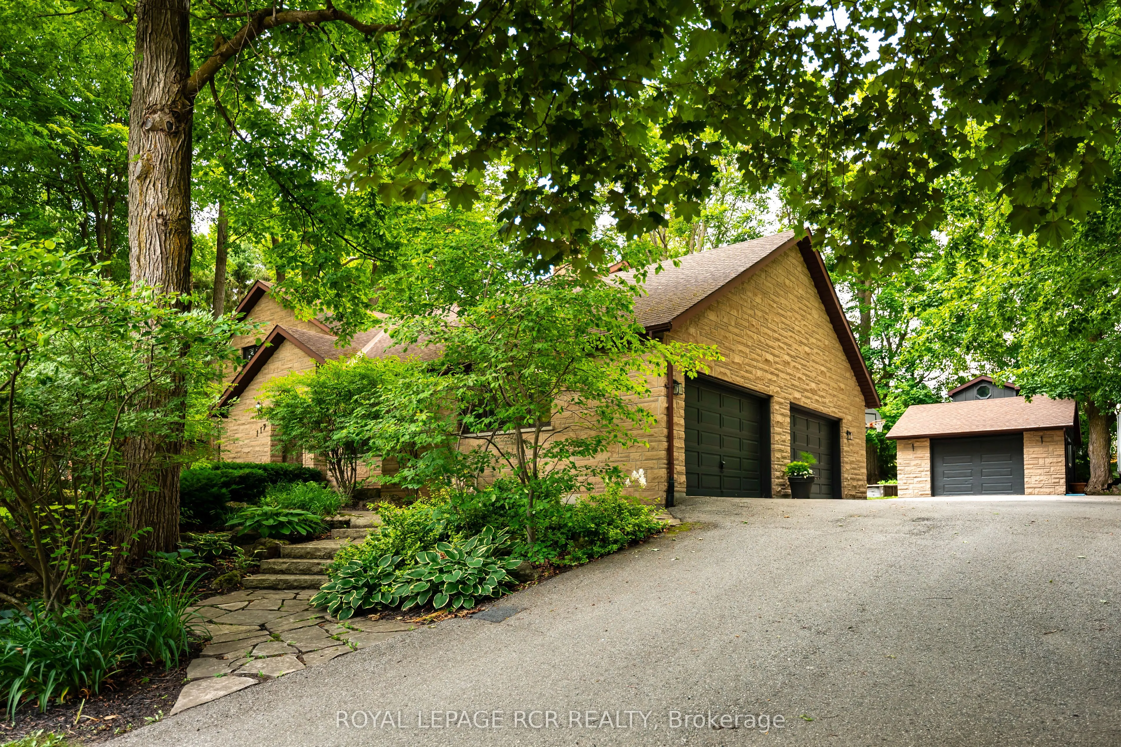 117 Birch Grove