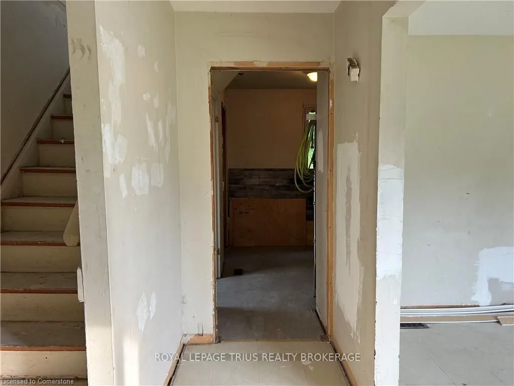 56-58 OAKWOOD Avenue