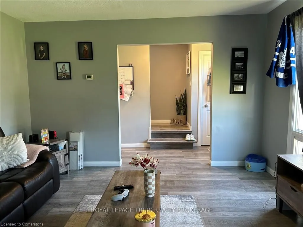 56-58 OAKWOOD Avenue