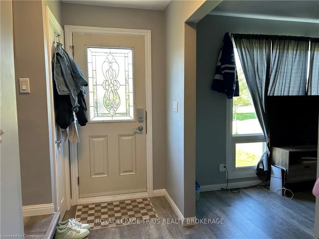 56-58 OAKWOOD Avenue