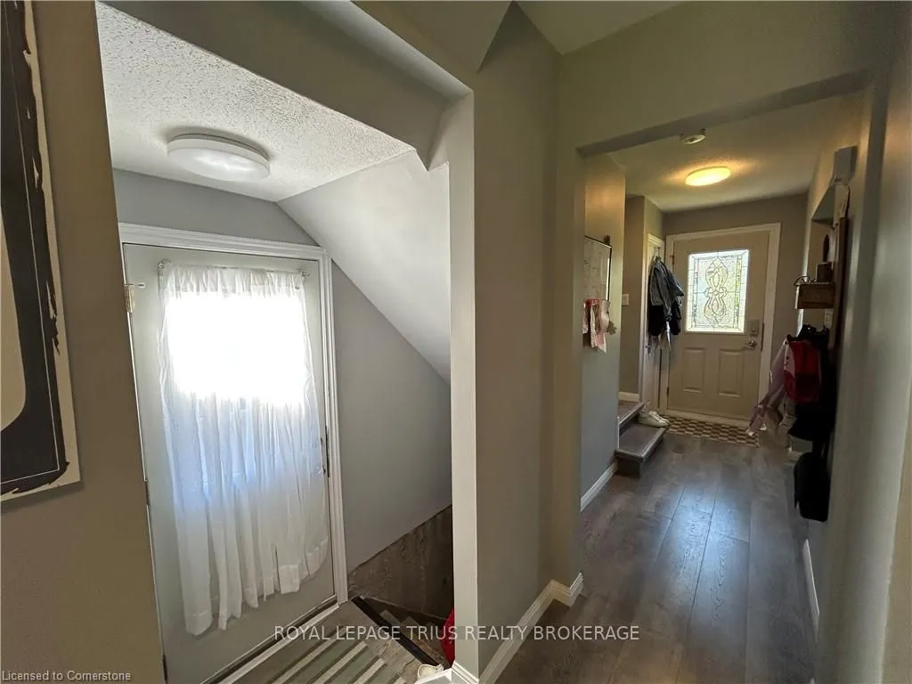 56-58 OAKWOOD Avenue