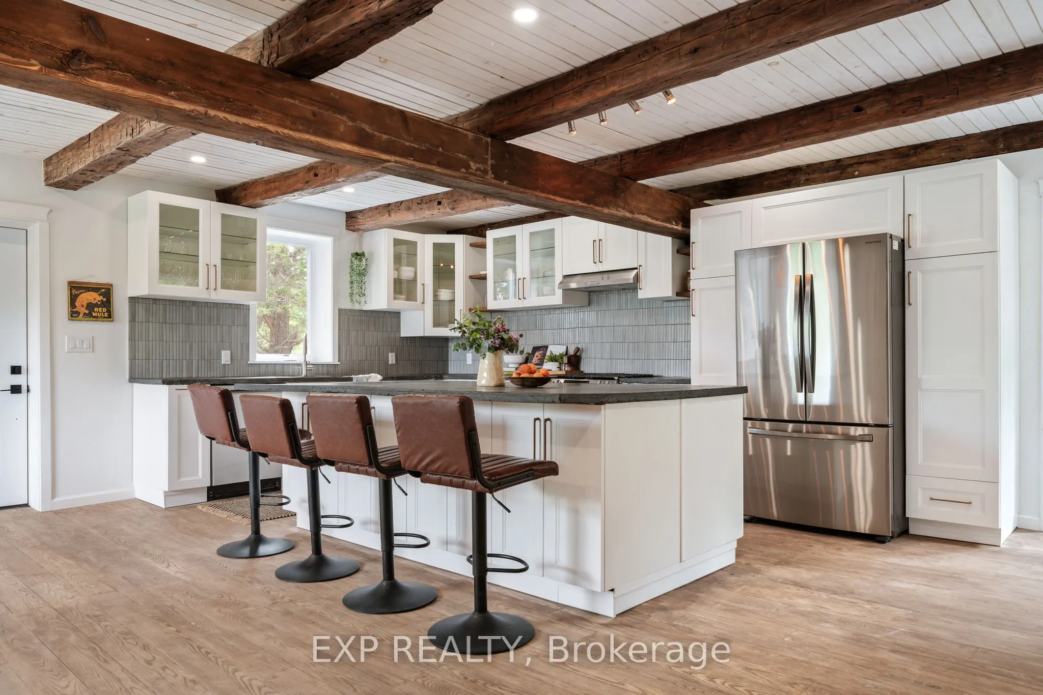 2452 County Rd 4