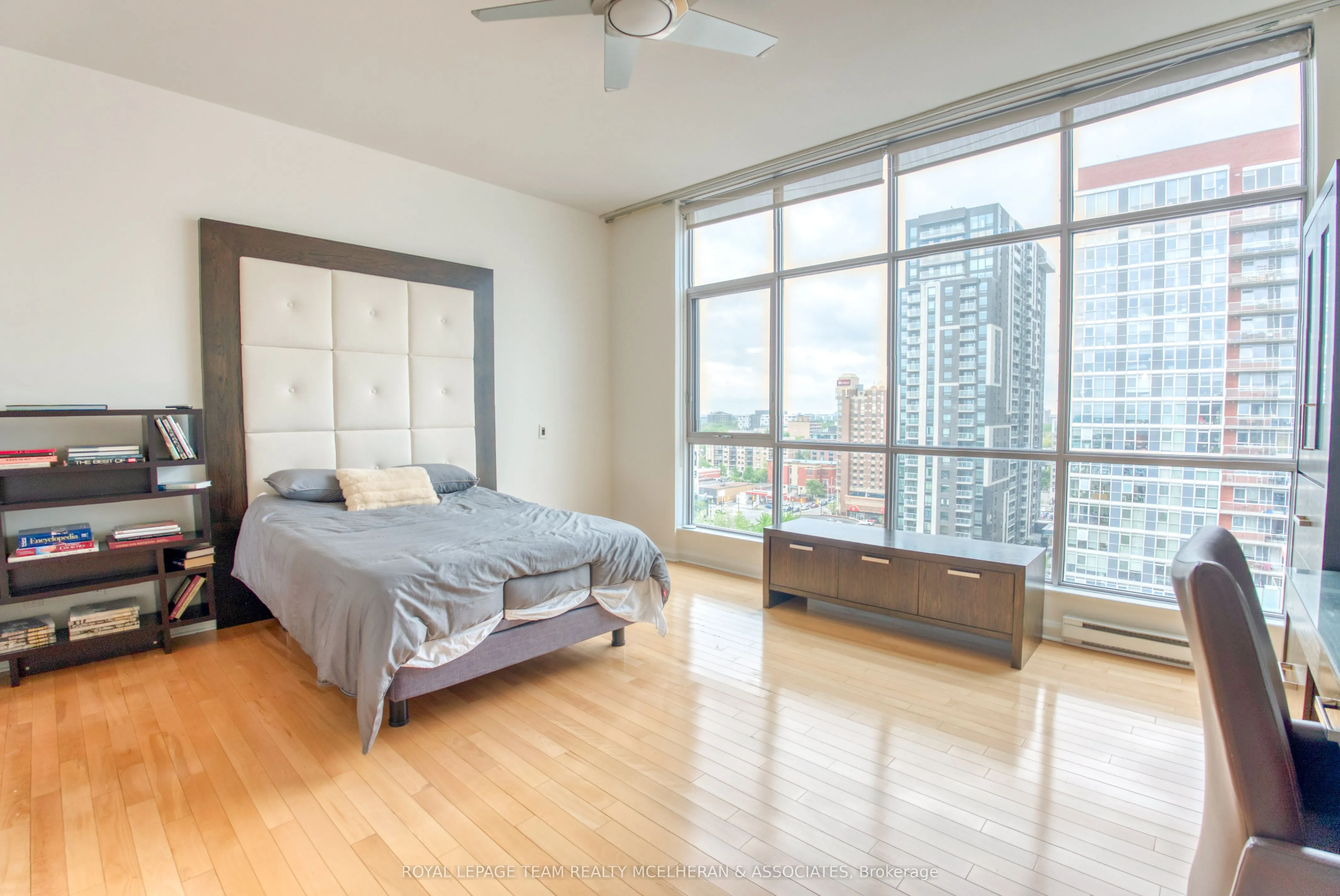 180 York Street, #1402