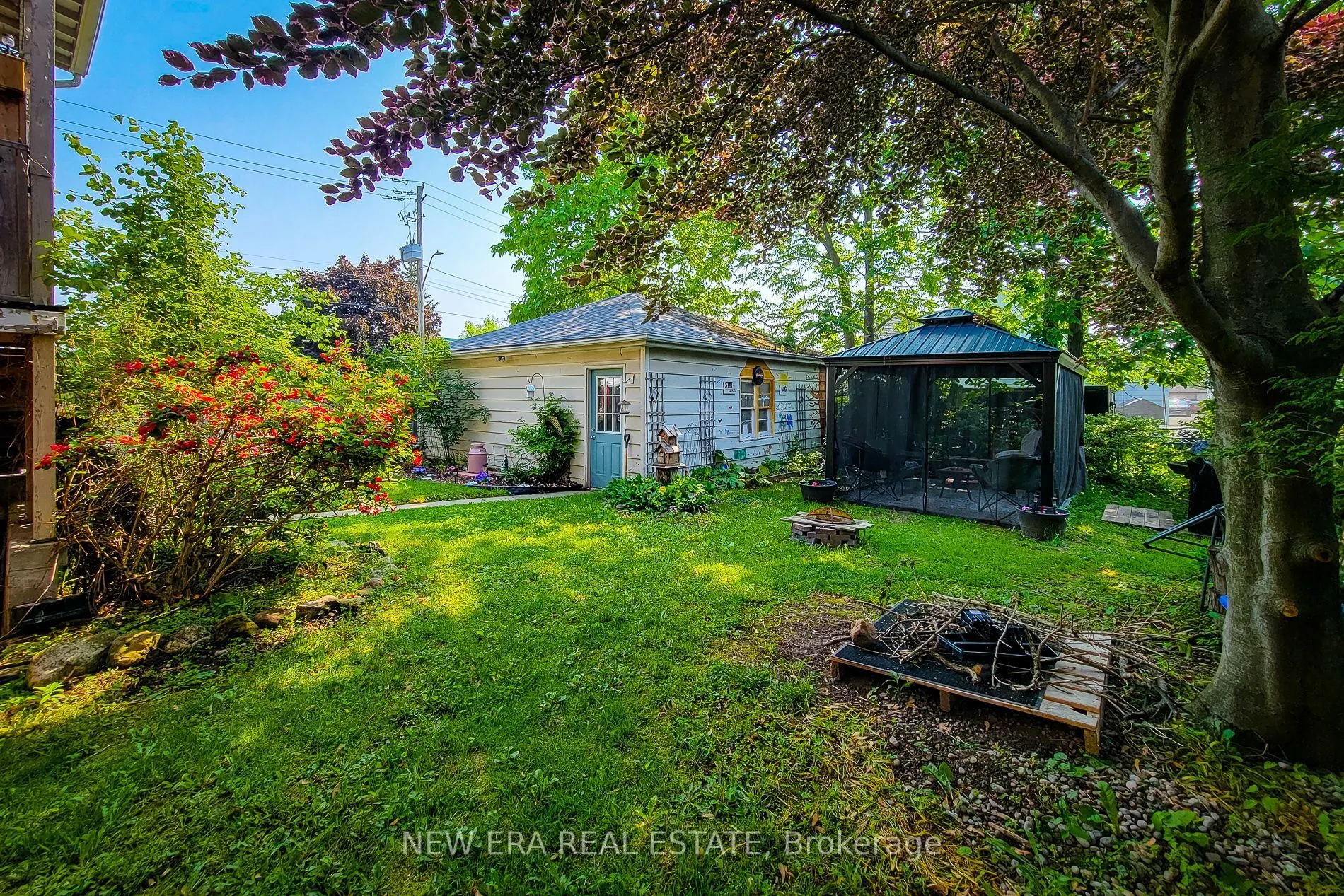 131 Erindale Avenue
