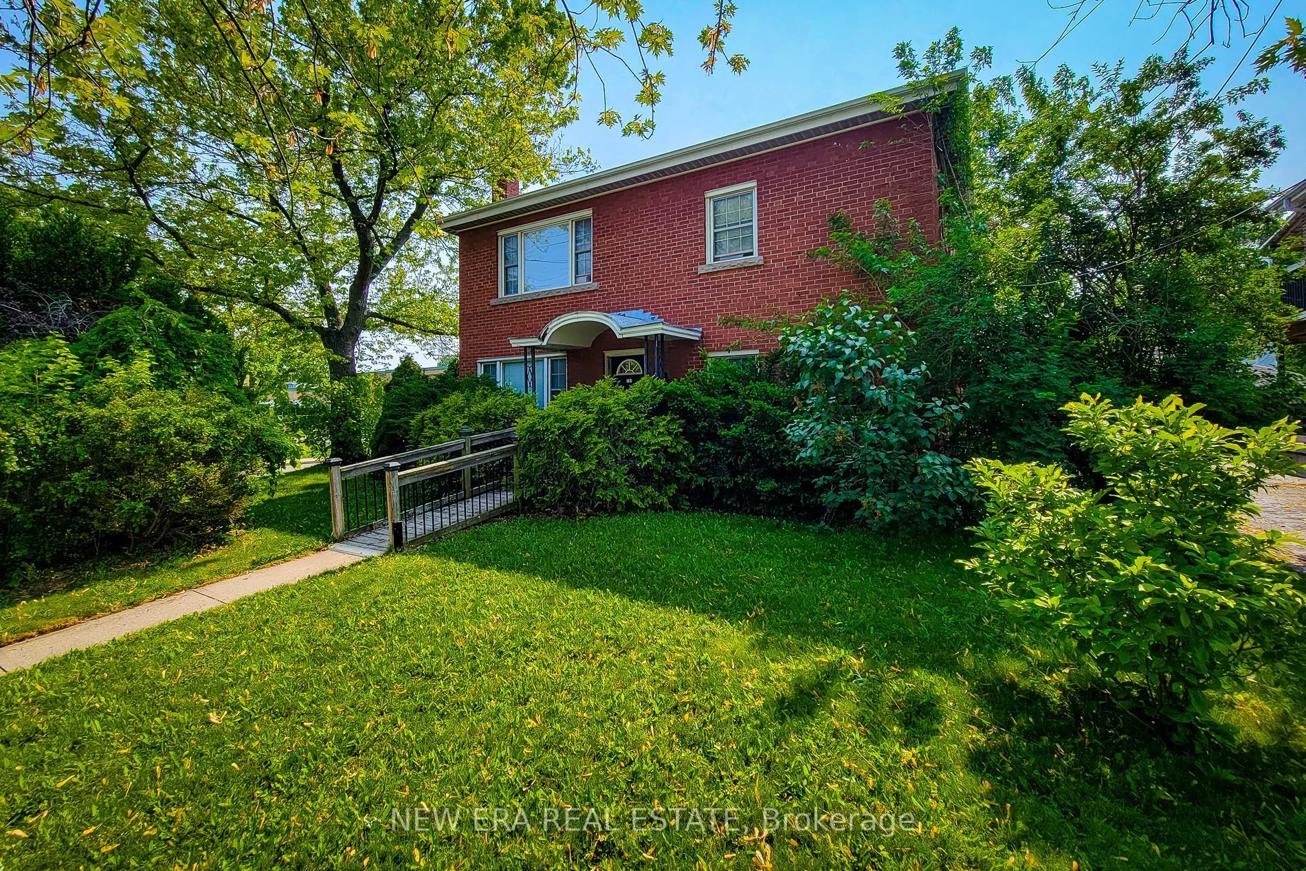 131 Erindale Avenue