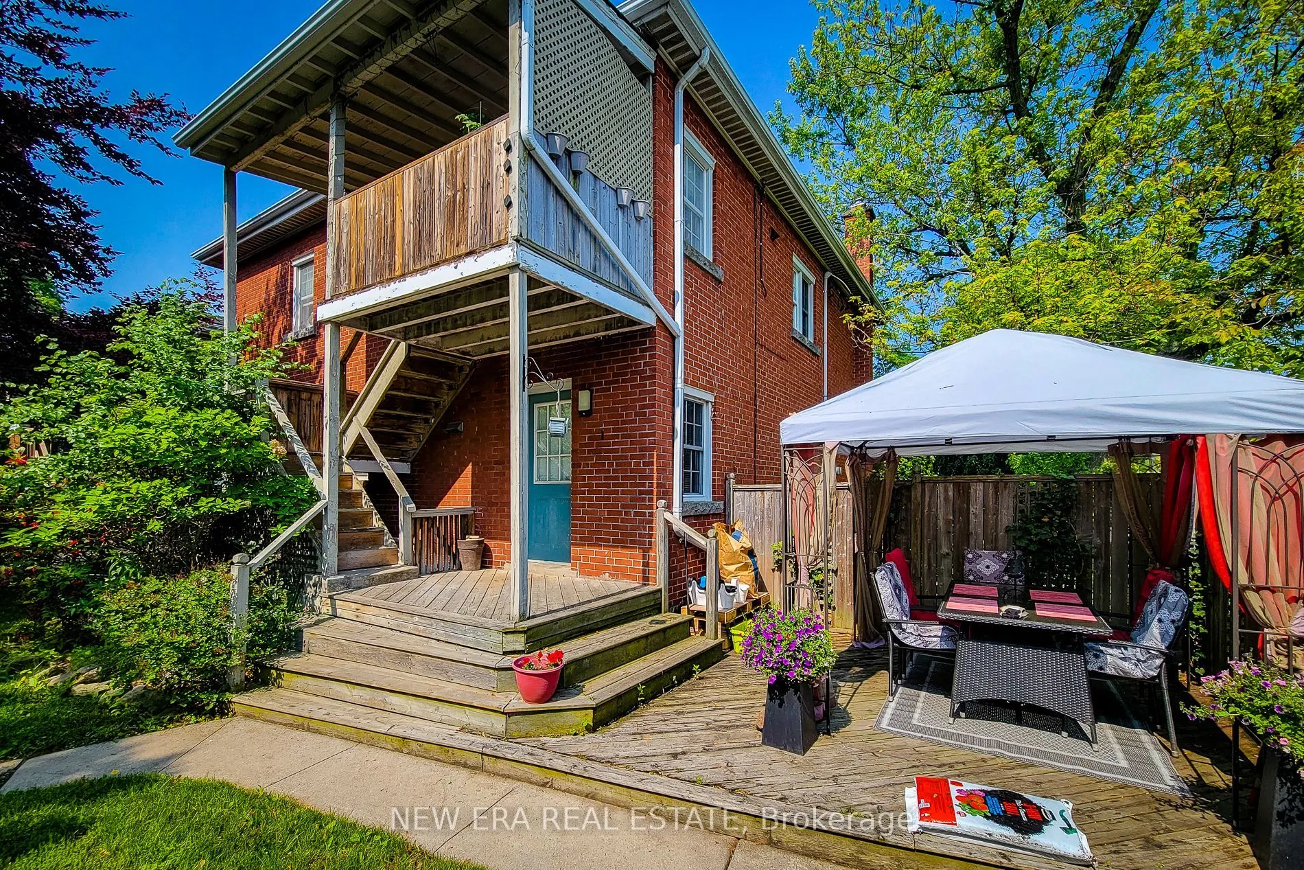 131 Erindale Avenue