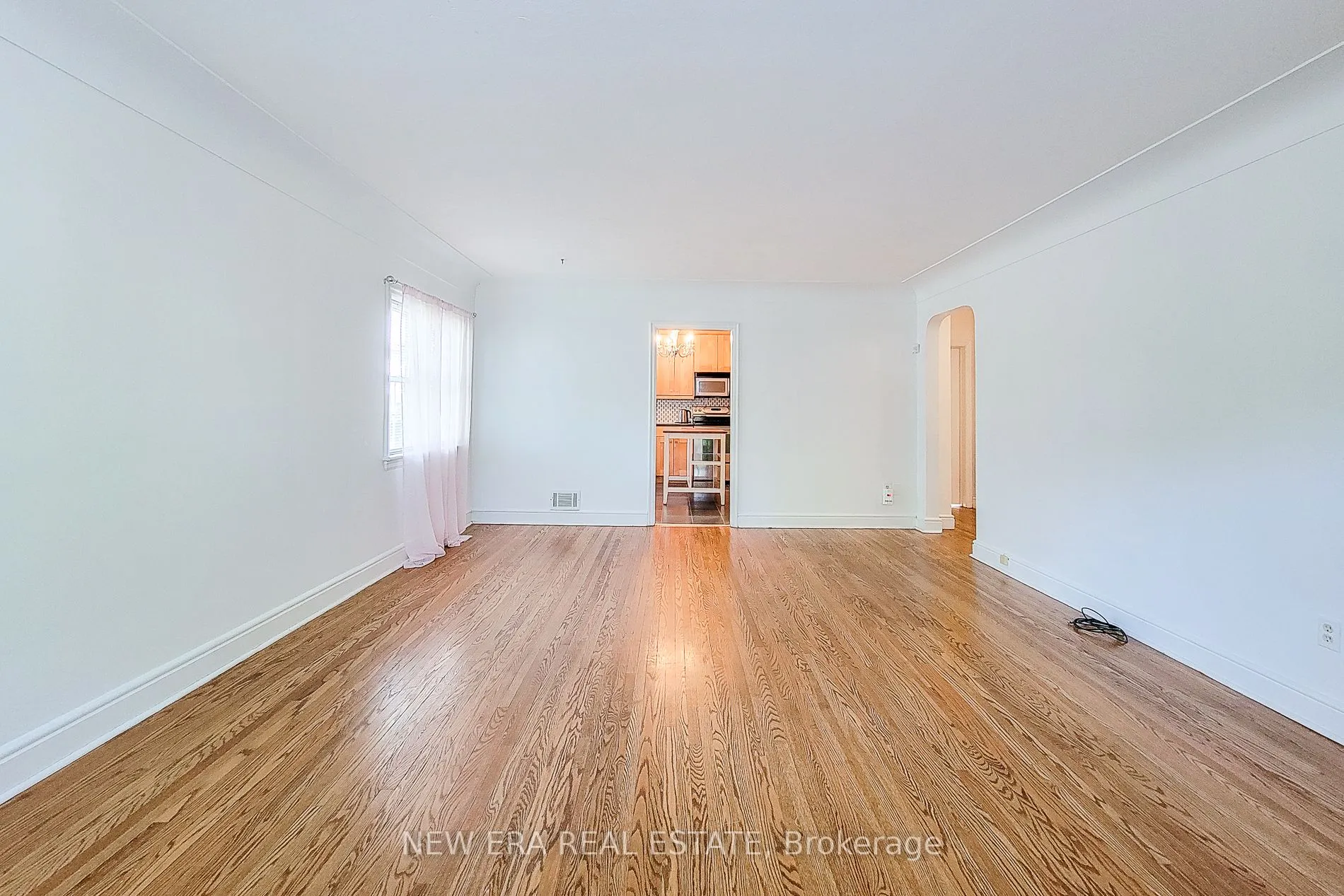 131 Erindale Avenue