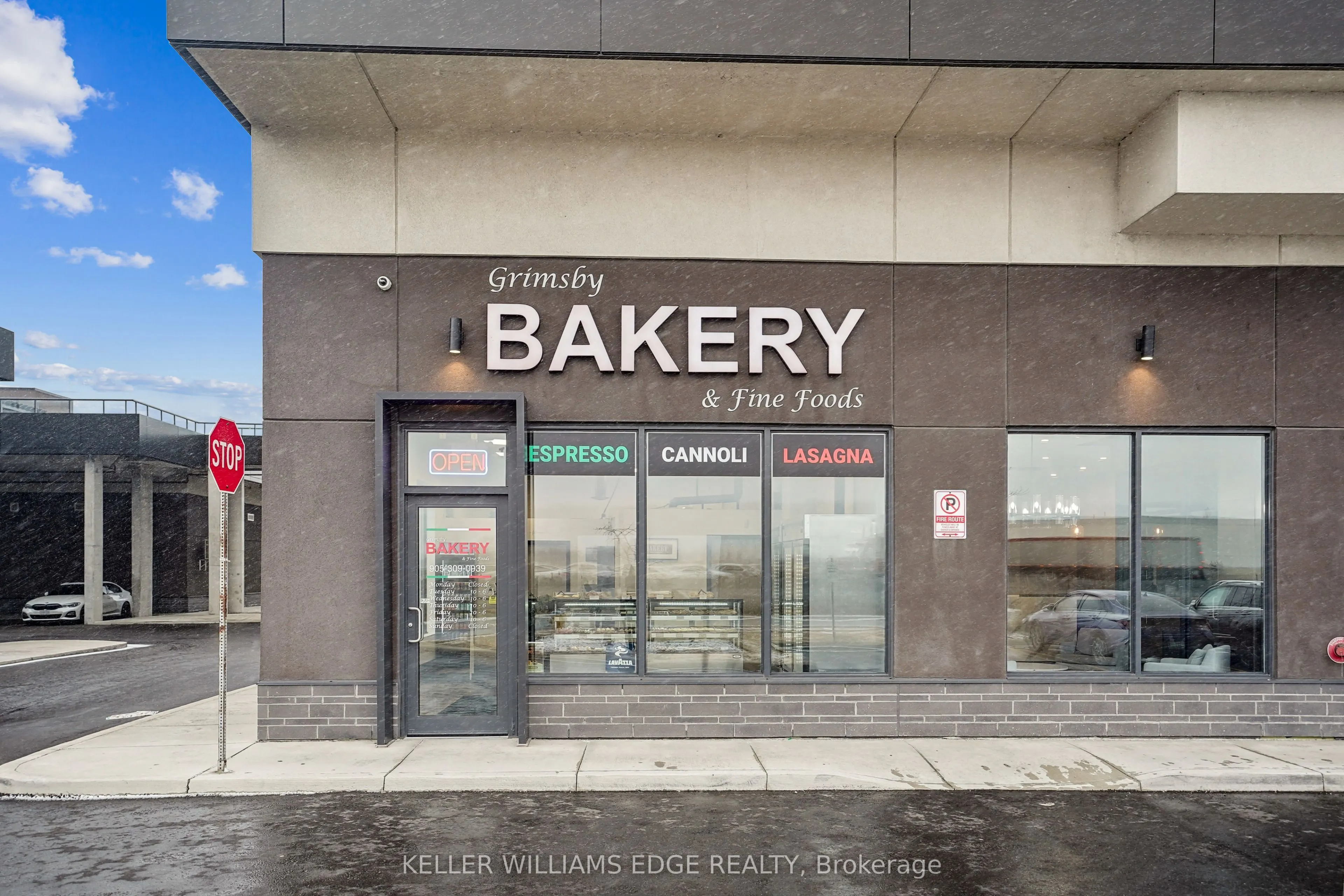 550 North Service Road, #309