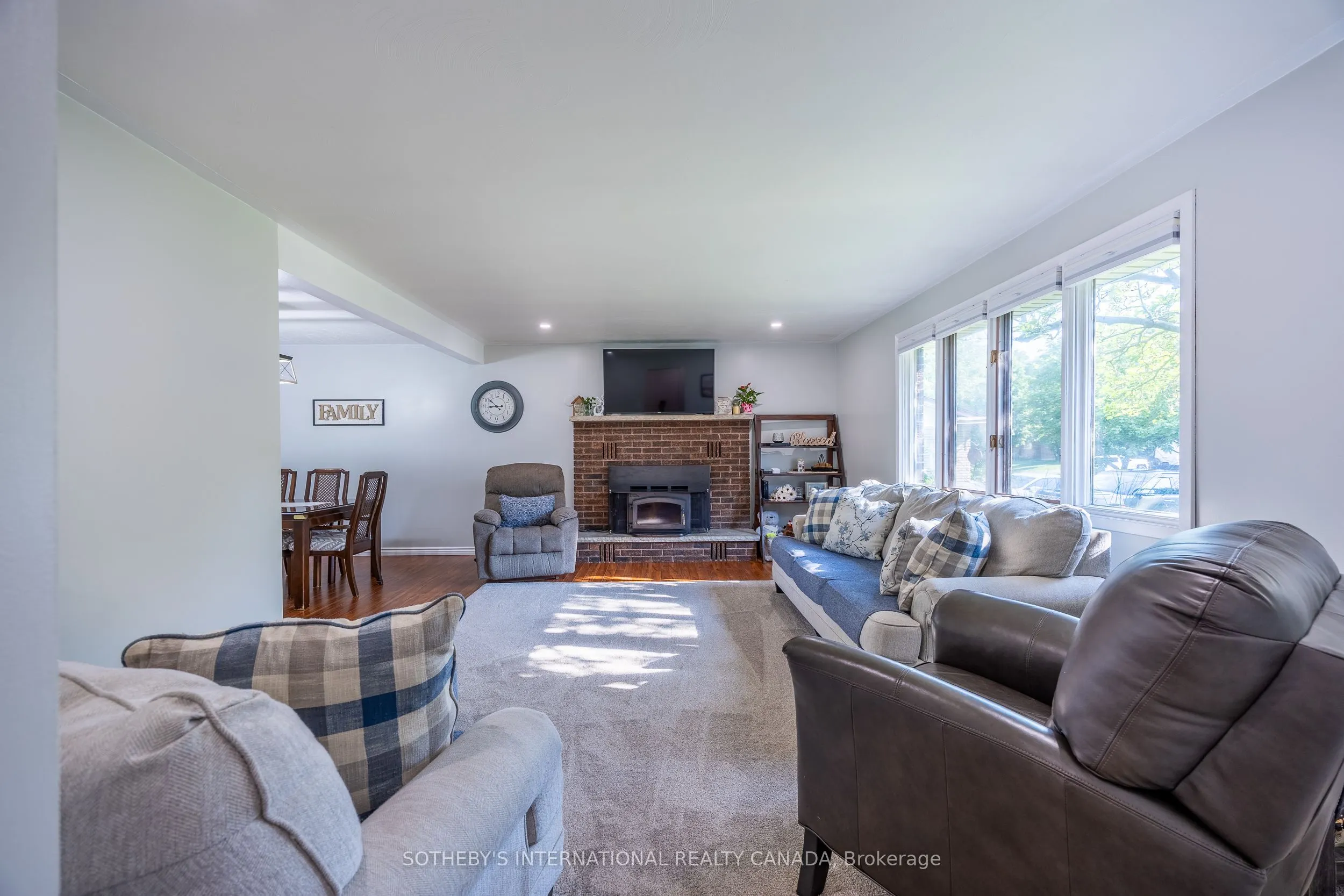 20 Sheridan Boulevard