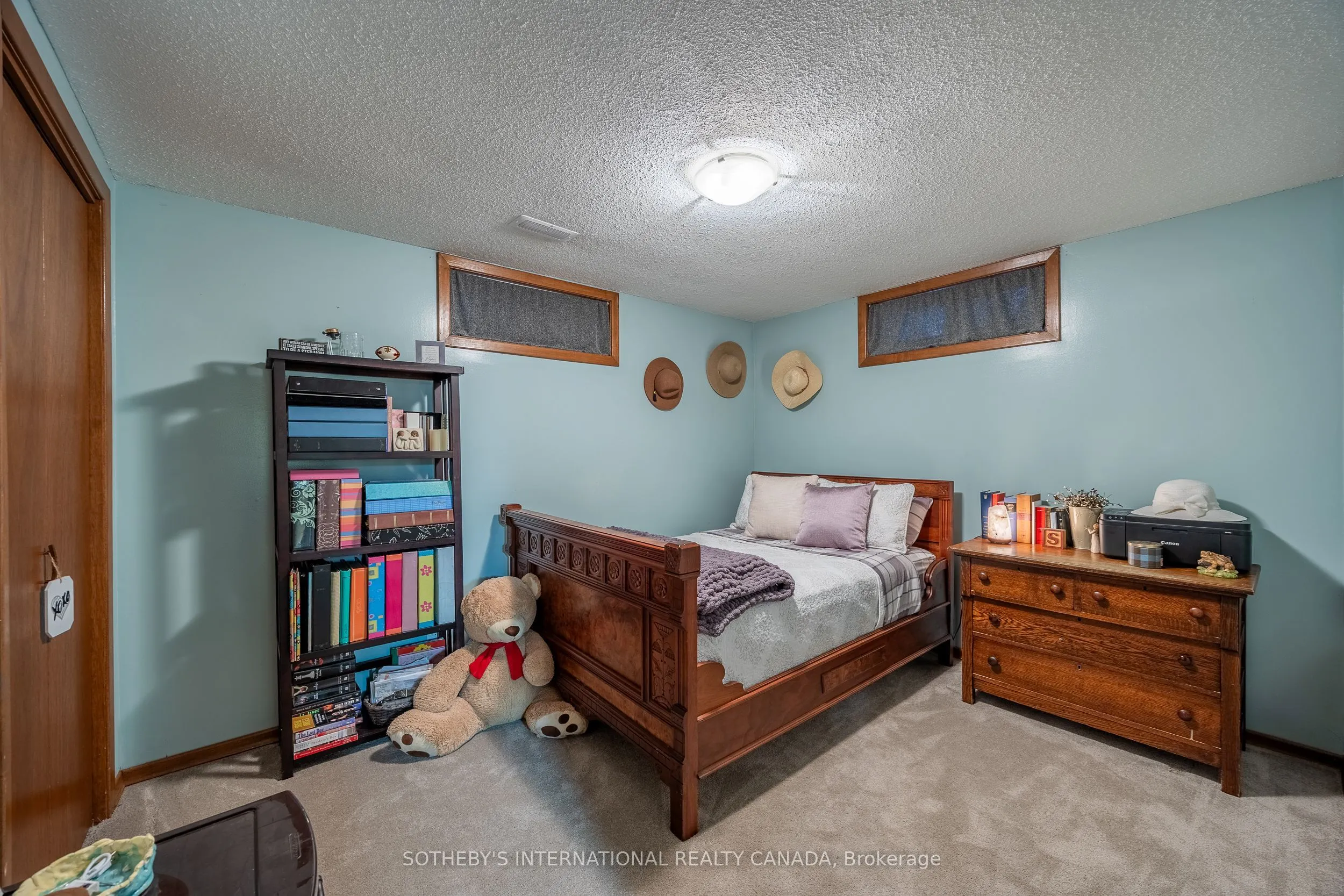 20 Sheridan Boulevard