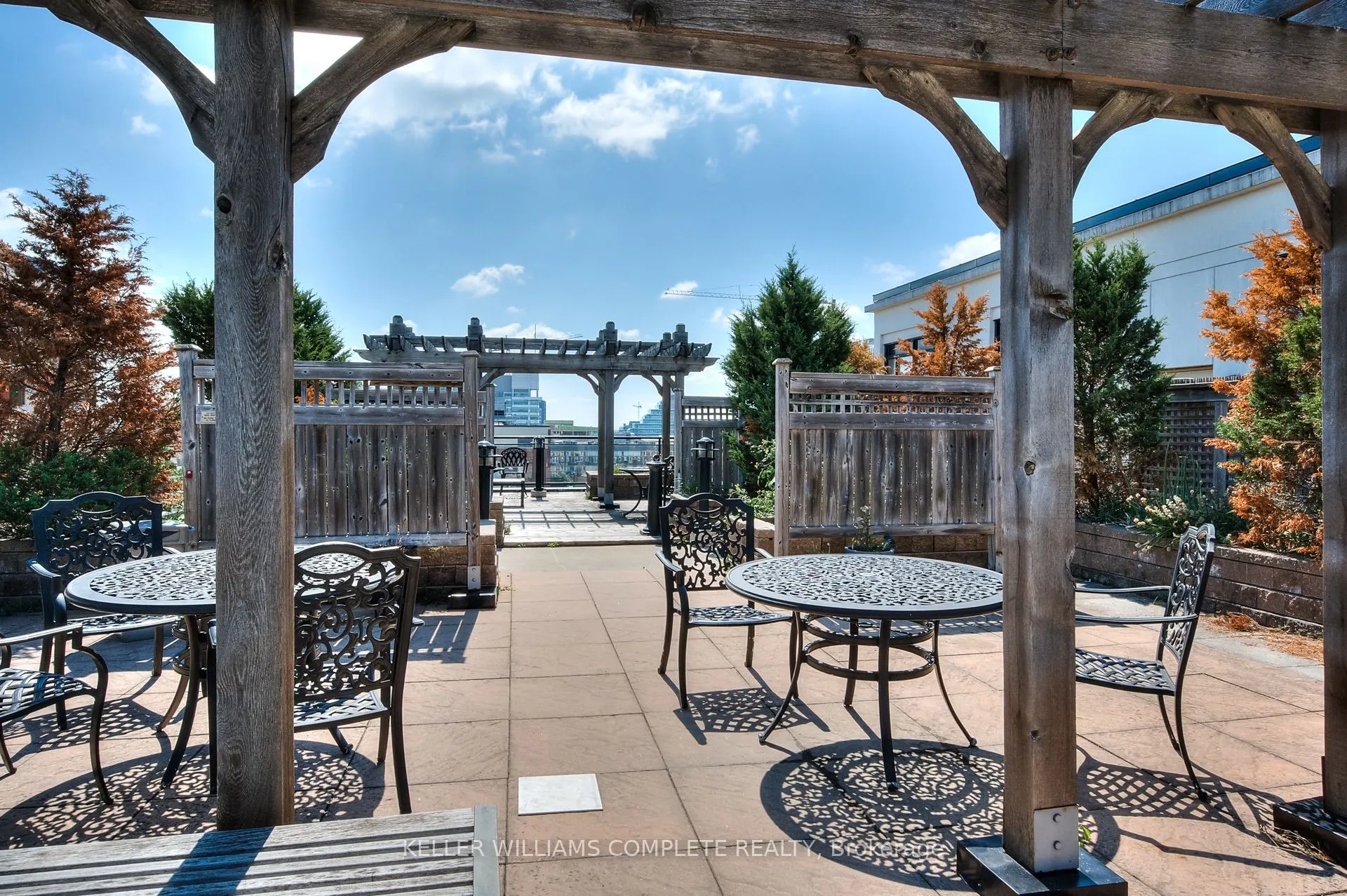 410 King Street W, #108