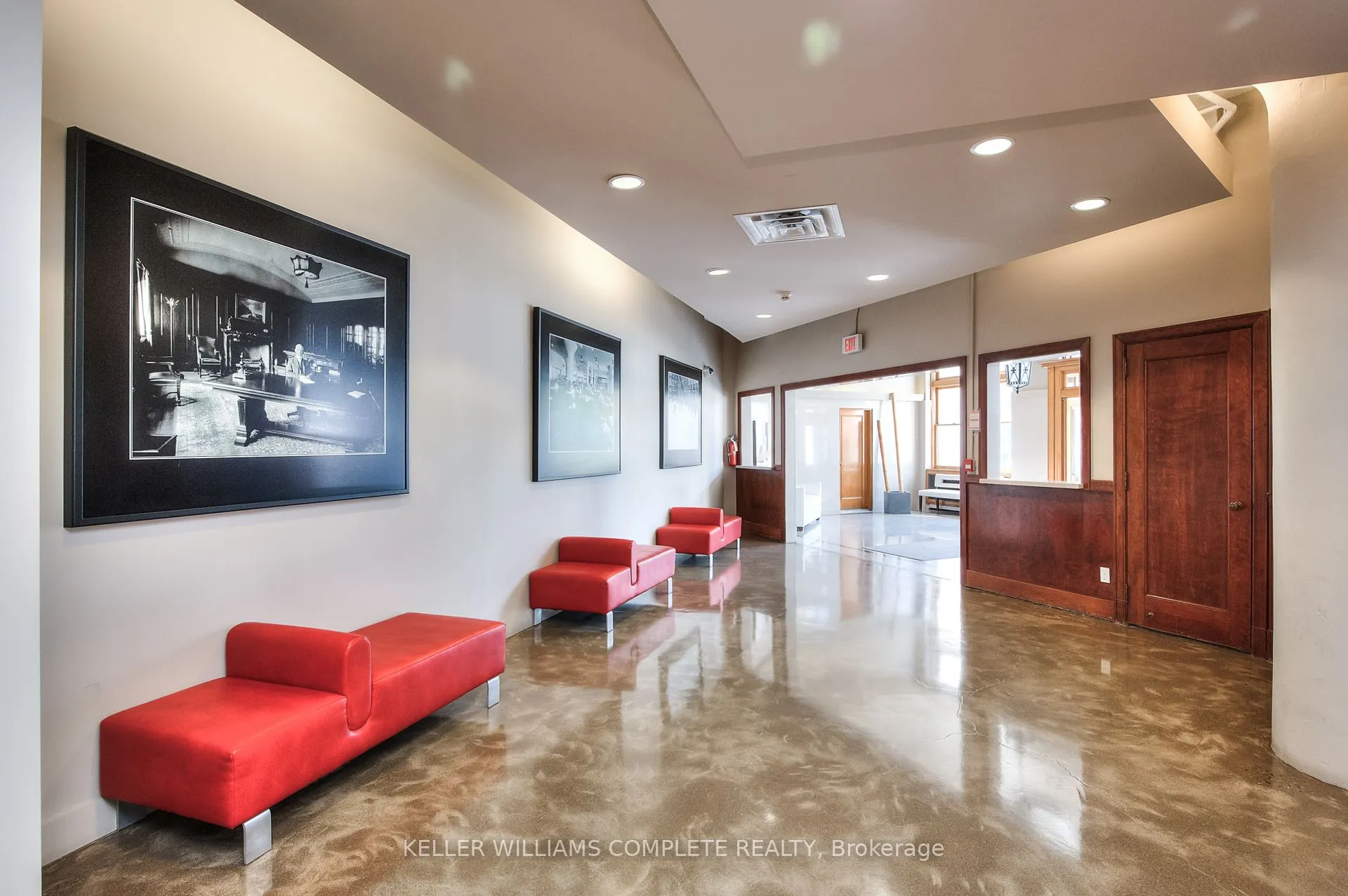 410 King Street W, #108