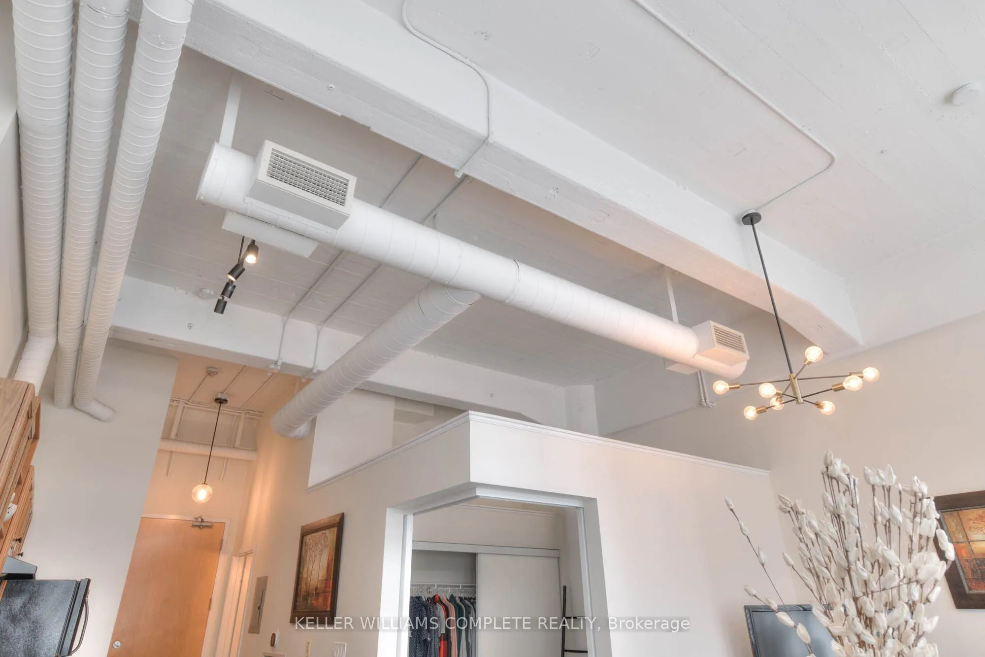 410 King Street W, #108