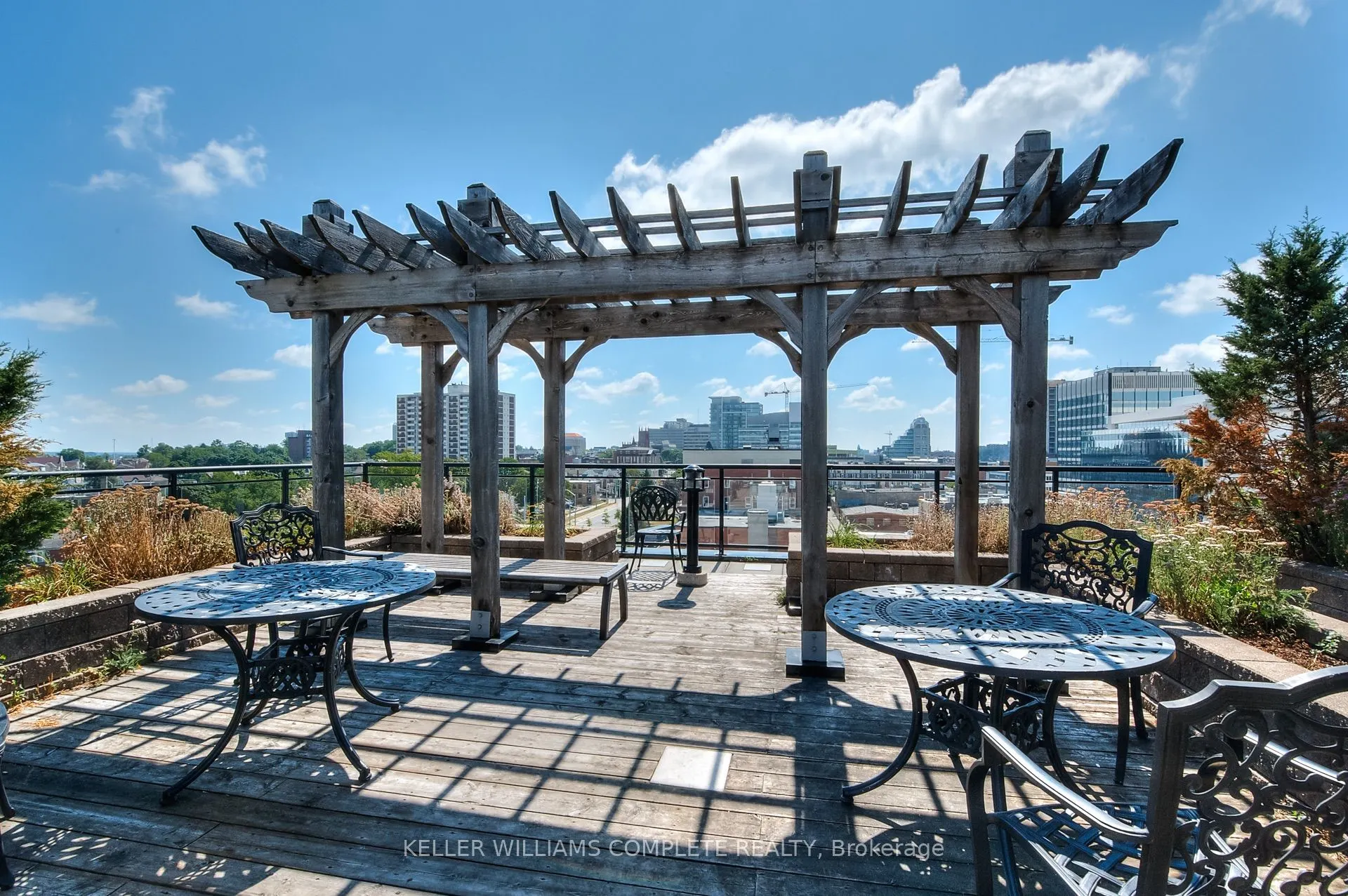 410 King Street W, #108