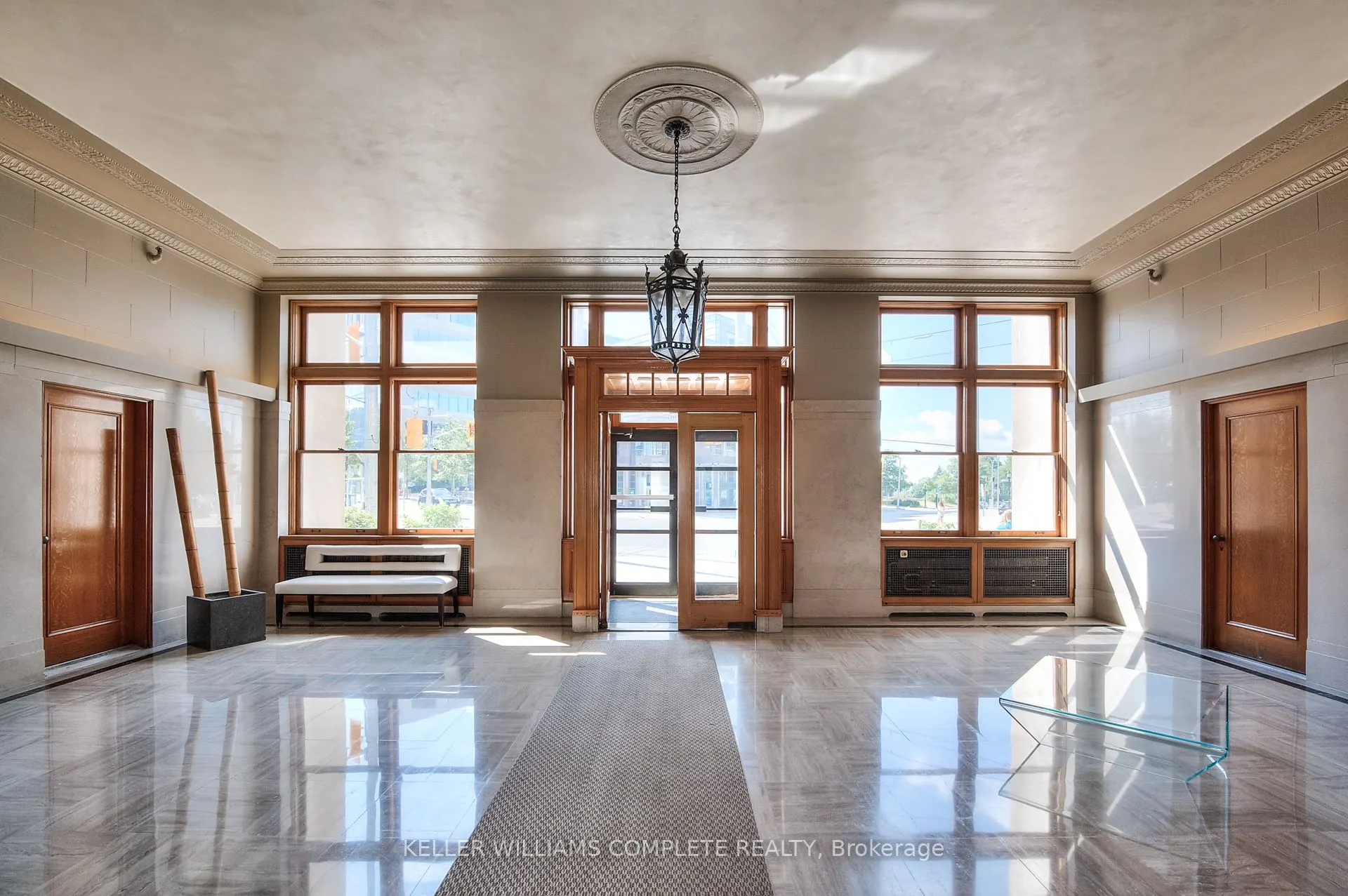 410 King Street W, #108