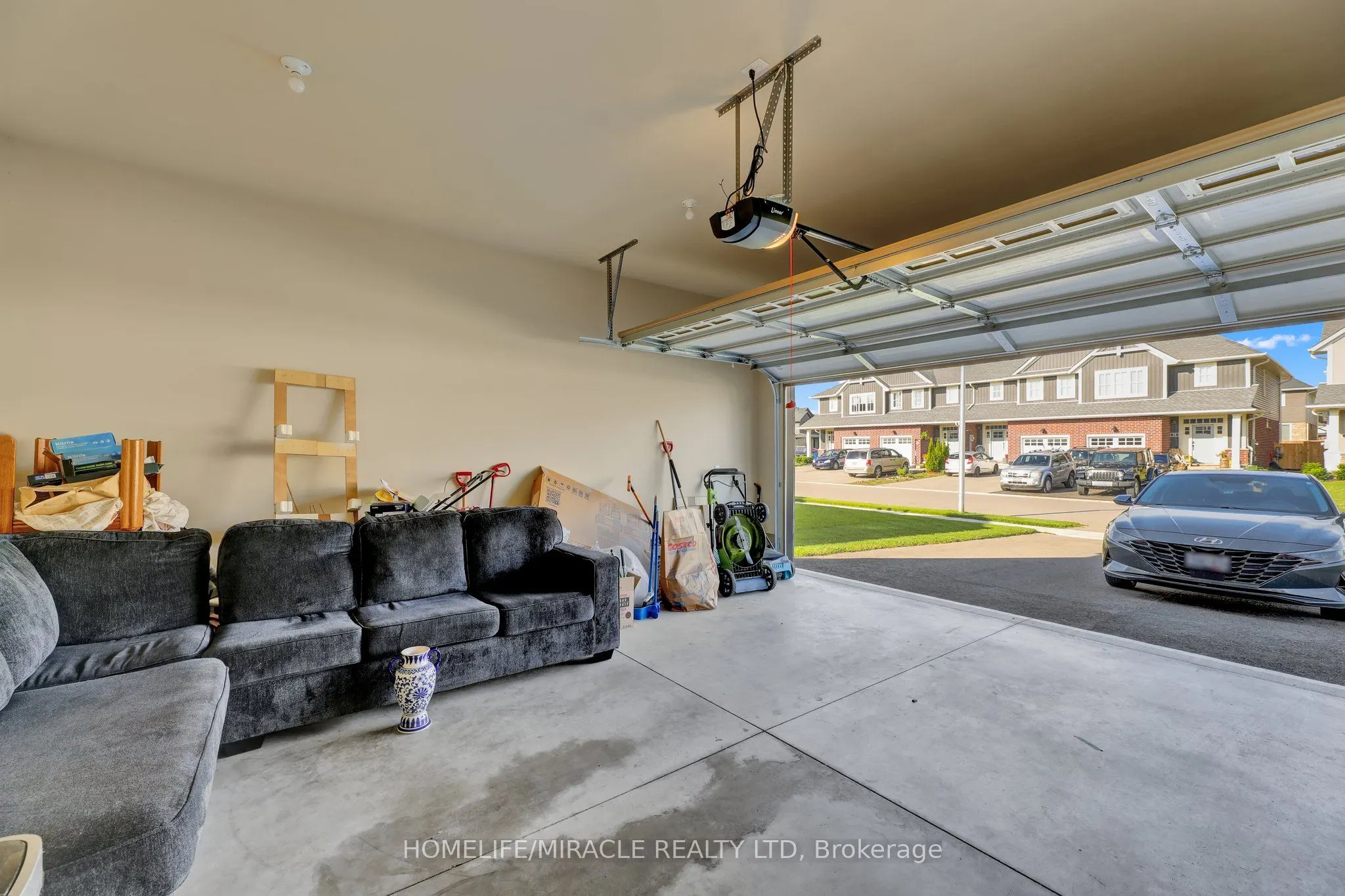 7 Curren Crescent