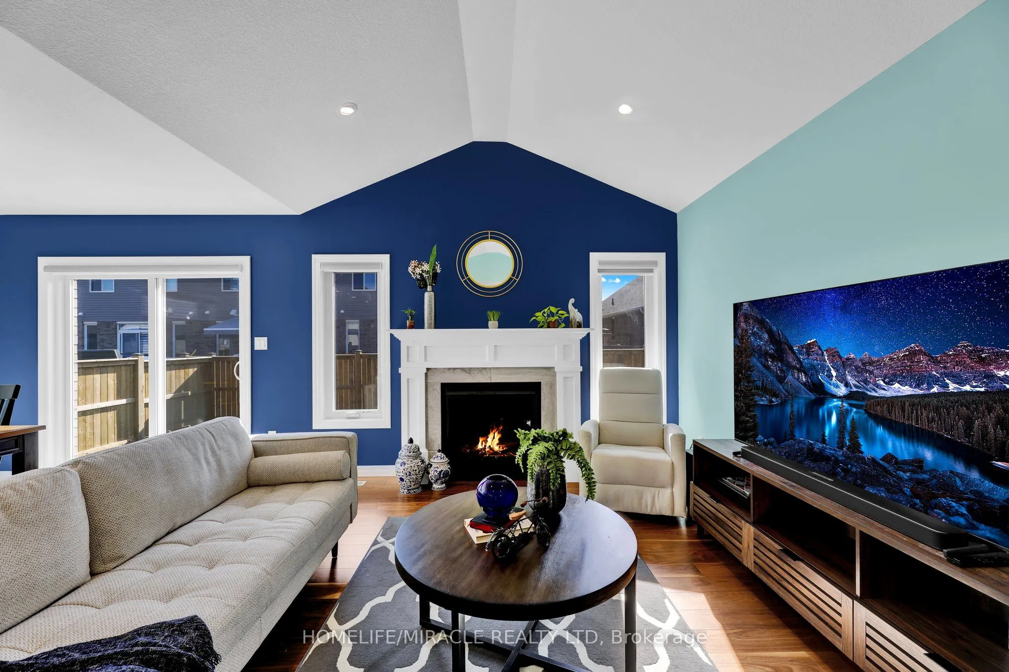7 Curren Crescent