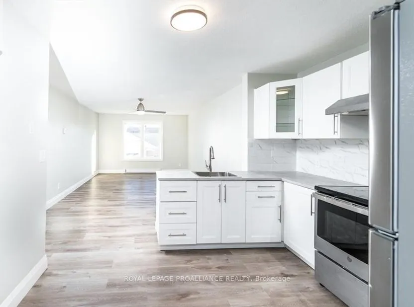 145 Pinnacle Street, #4