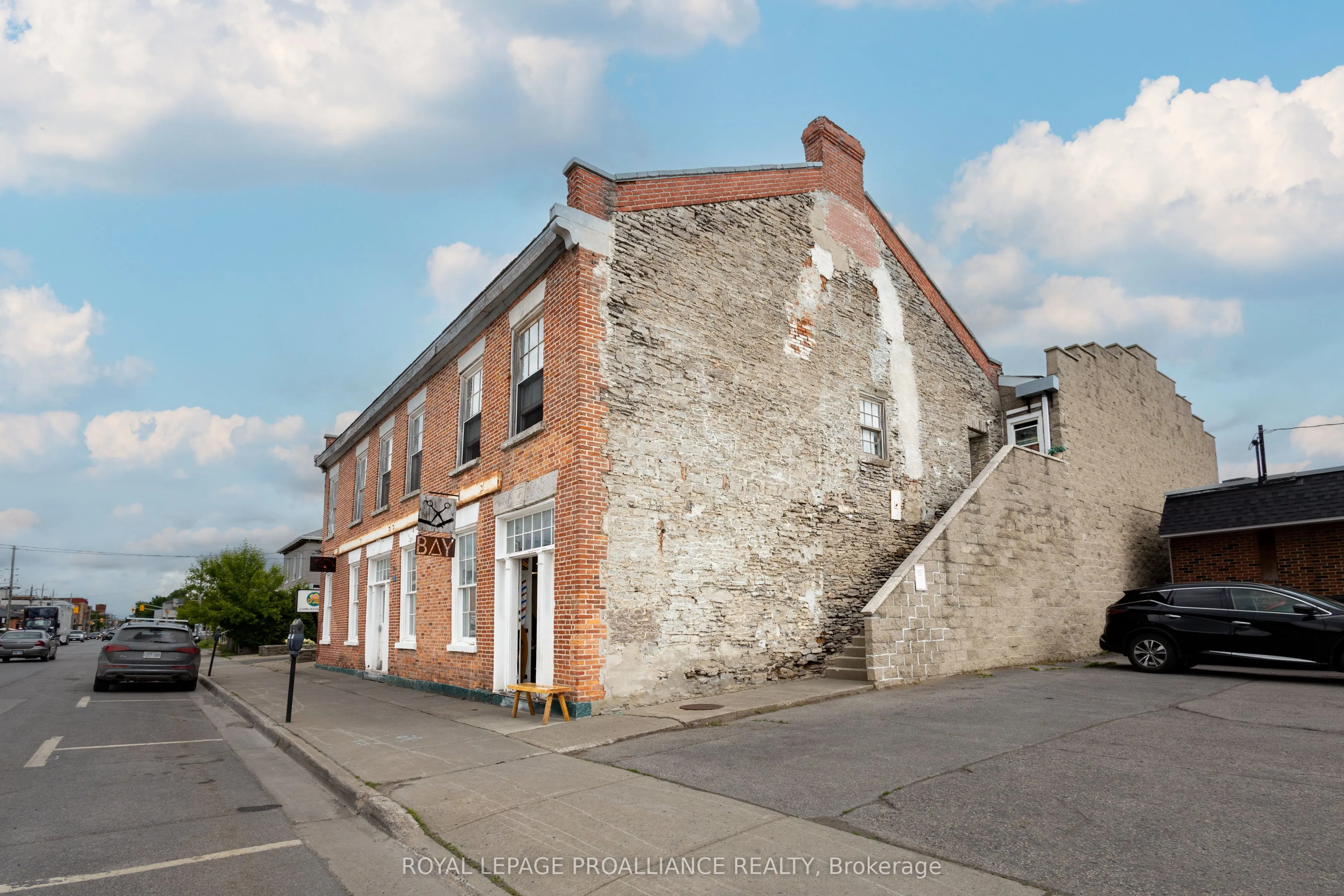 145 Pinnacle Street, #4