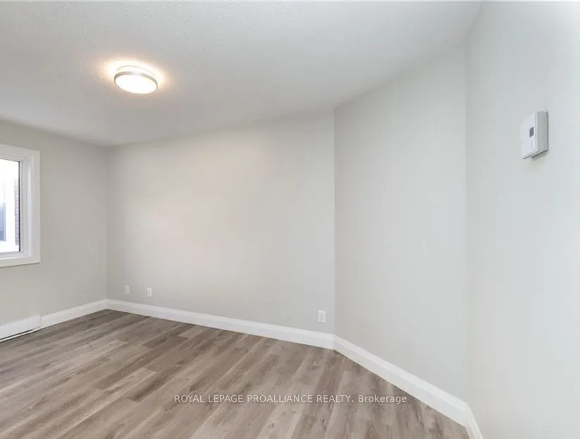 145 Pinnacle Street, #4