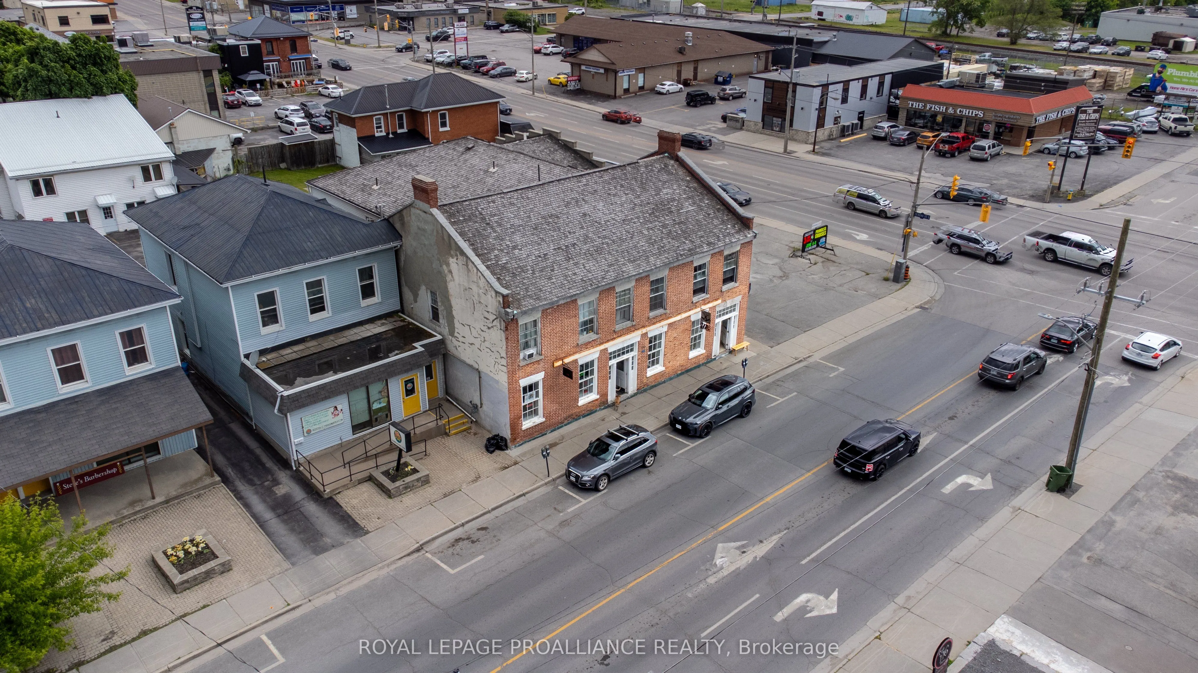 145 Pinnacle Street, #4