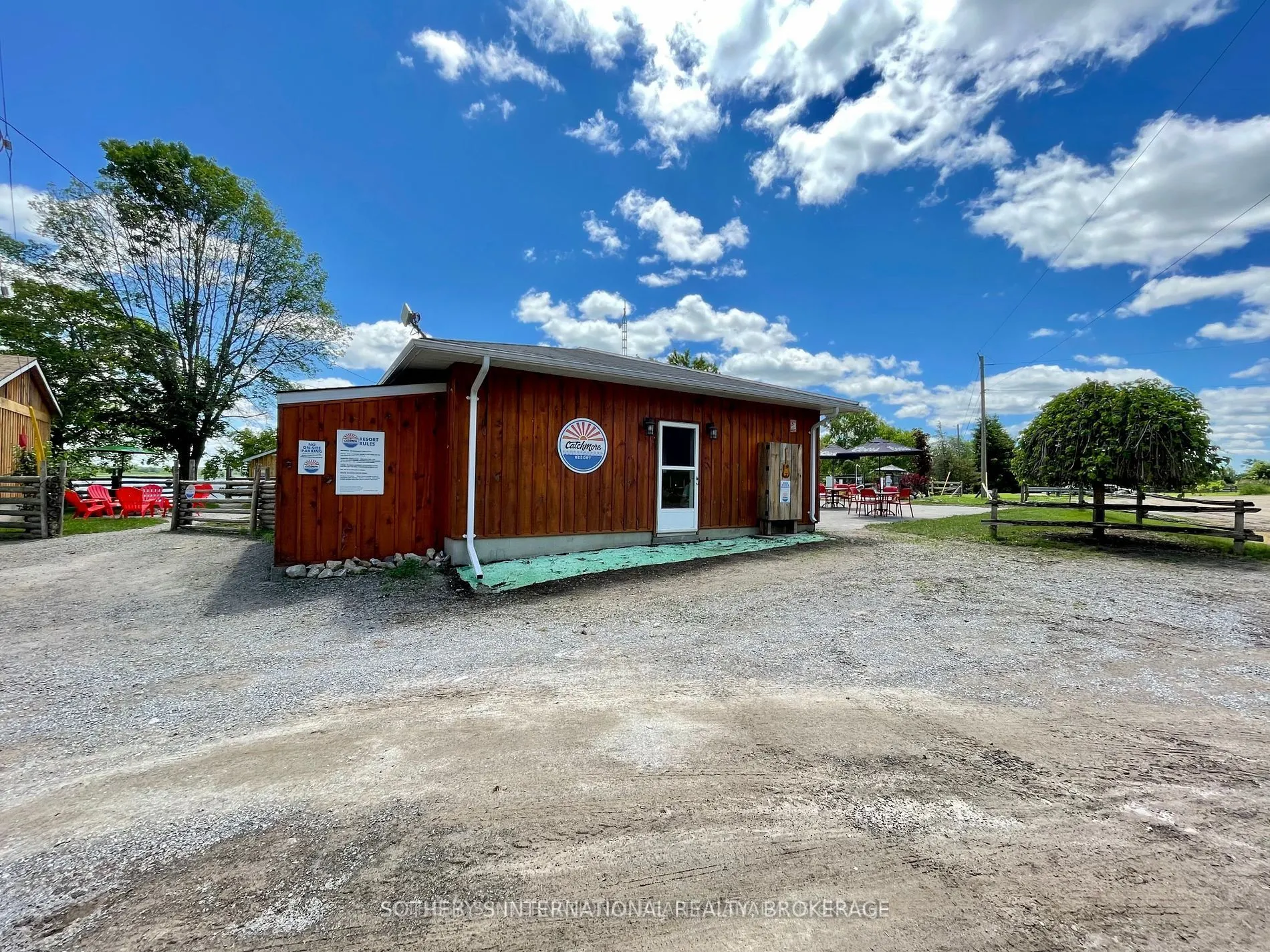 477 Catchmore Road