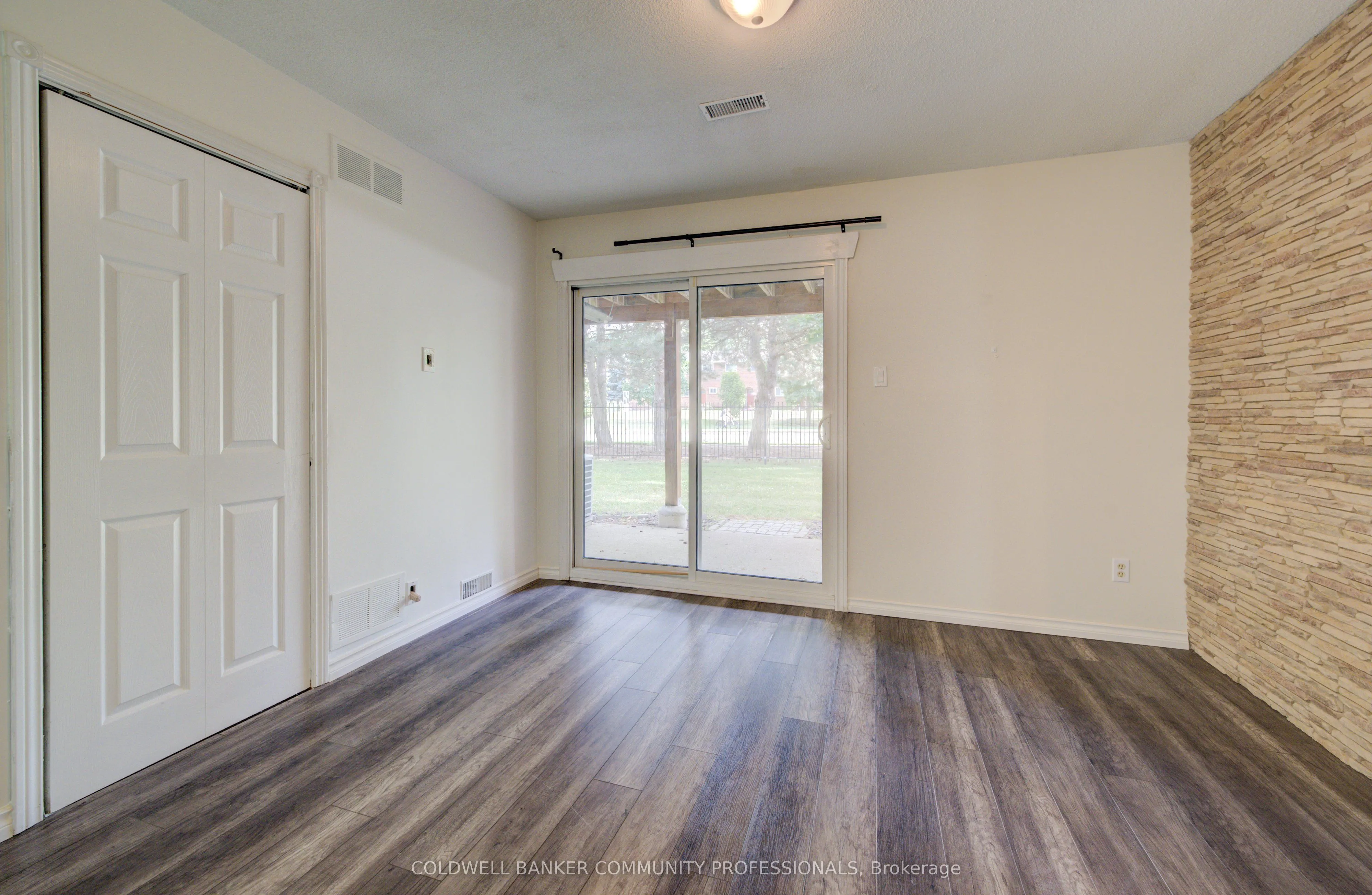130 Livingston Avenue, #26