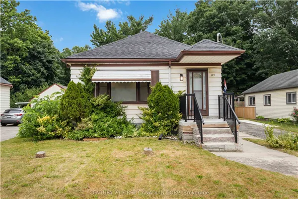 Upper - 142 Highbury Avenue