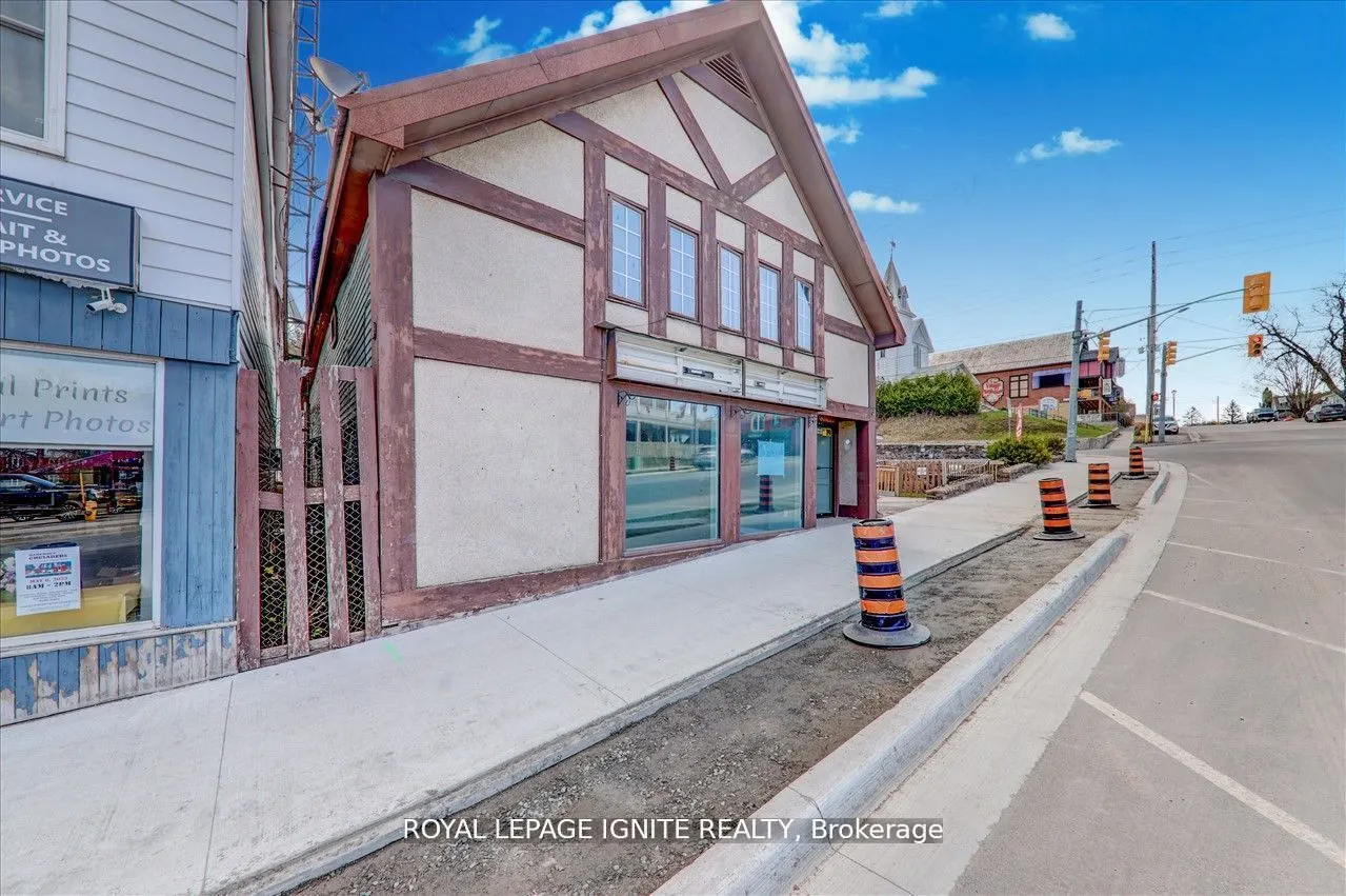 3 Hastings Street N, #3
