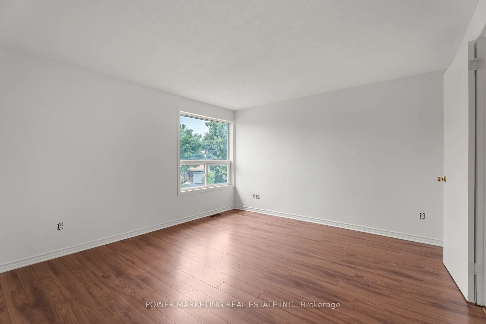 1631 SAXONY Crescent
