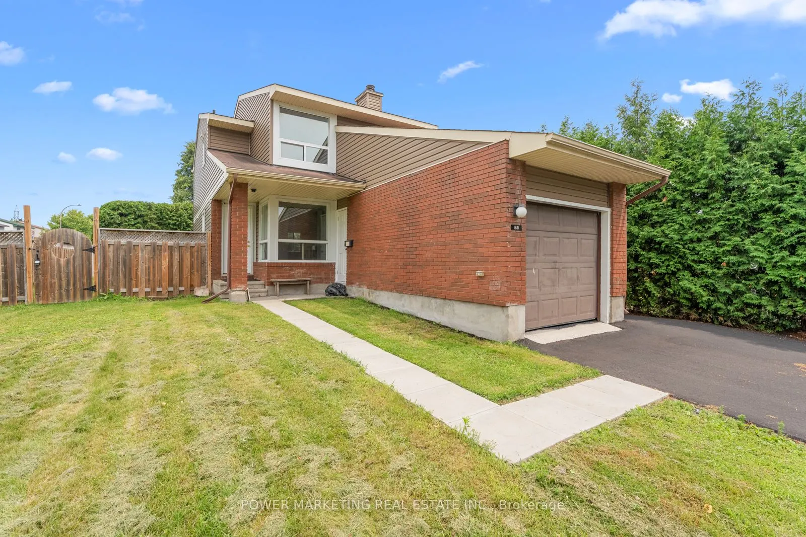 1631 SAXONY Crescent