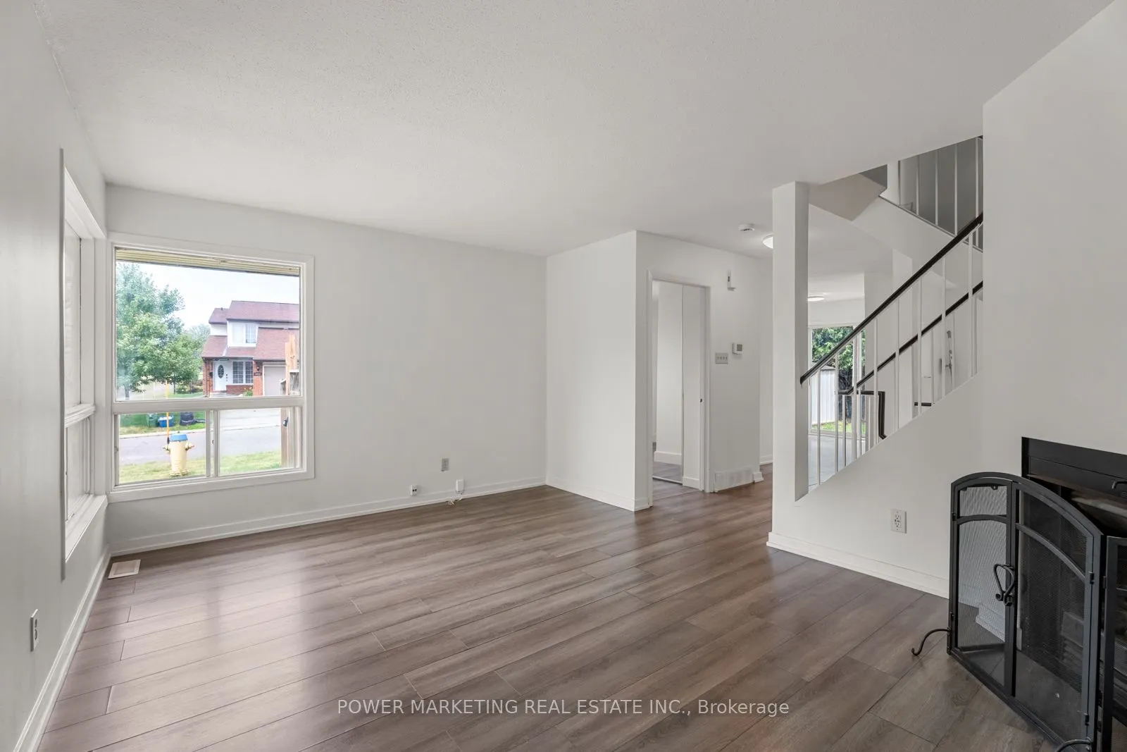 1631 SAXONY Crescent