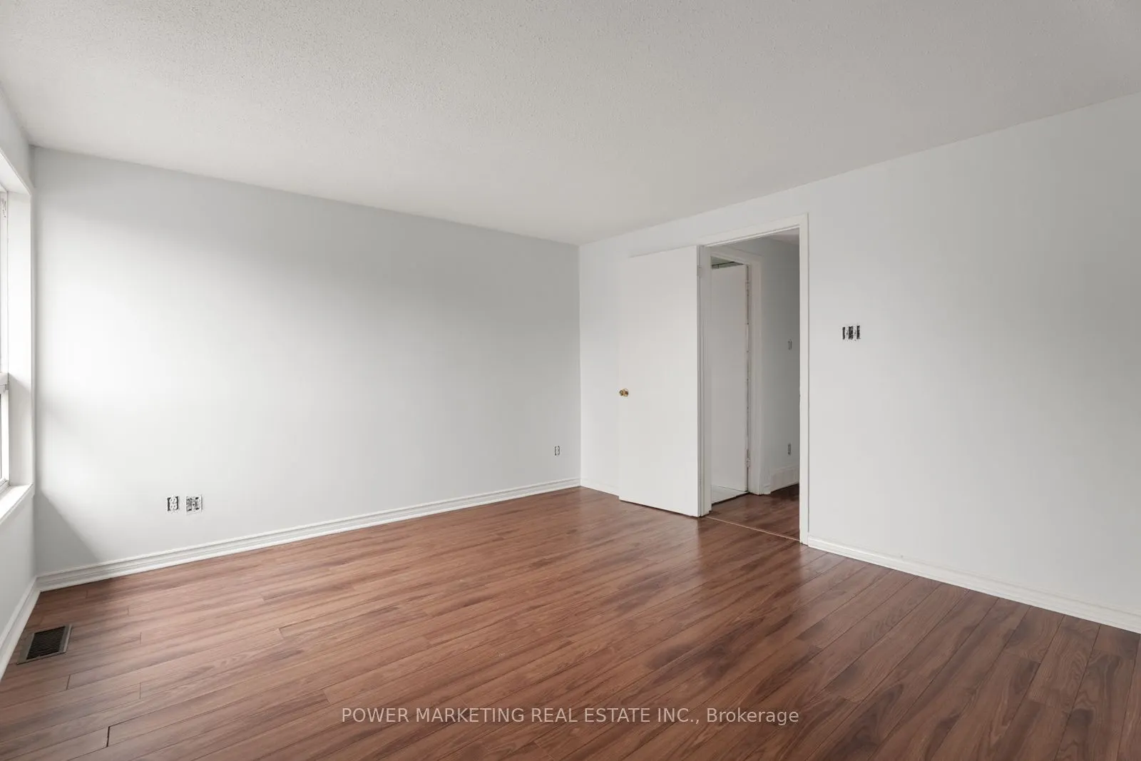 1631 SAXONY Crescent