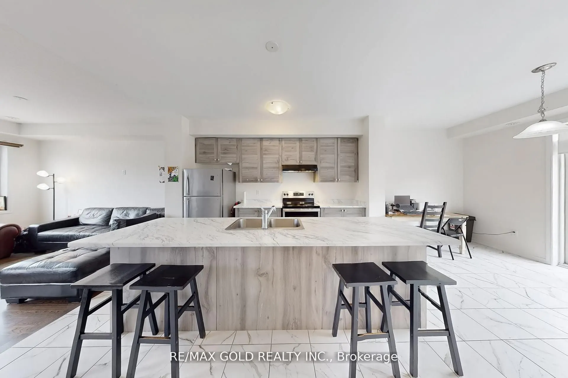 65 Holder Drive