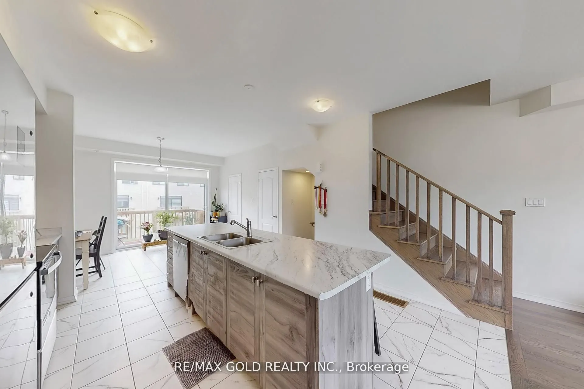 65 Holder Drive