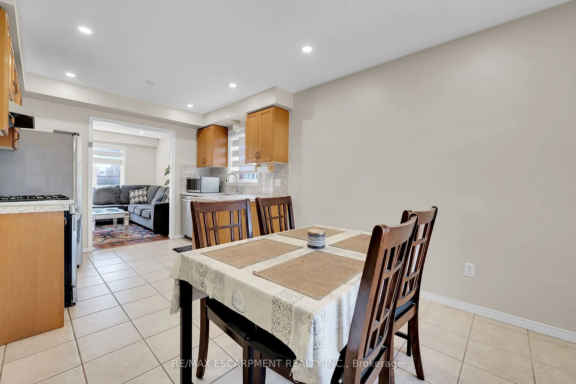 4 SPARTAN Court