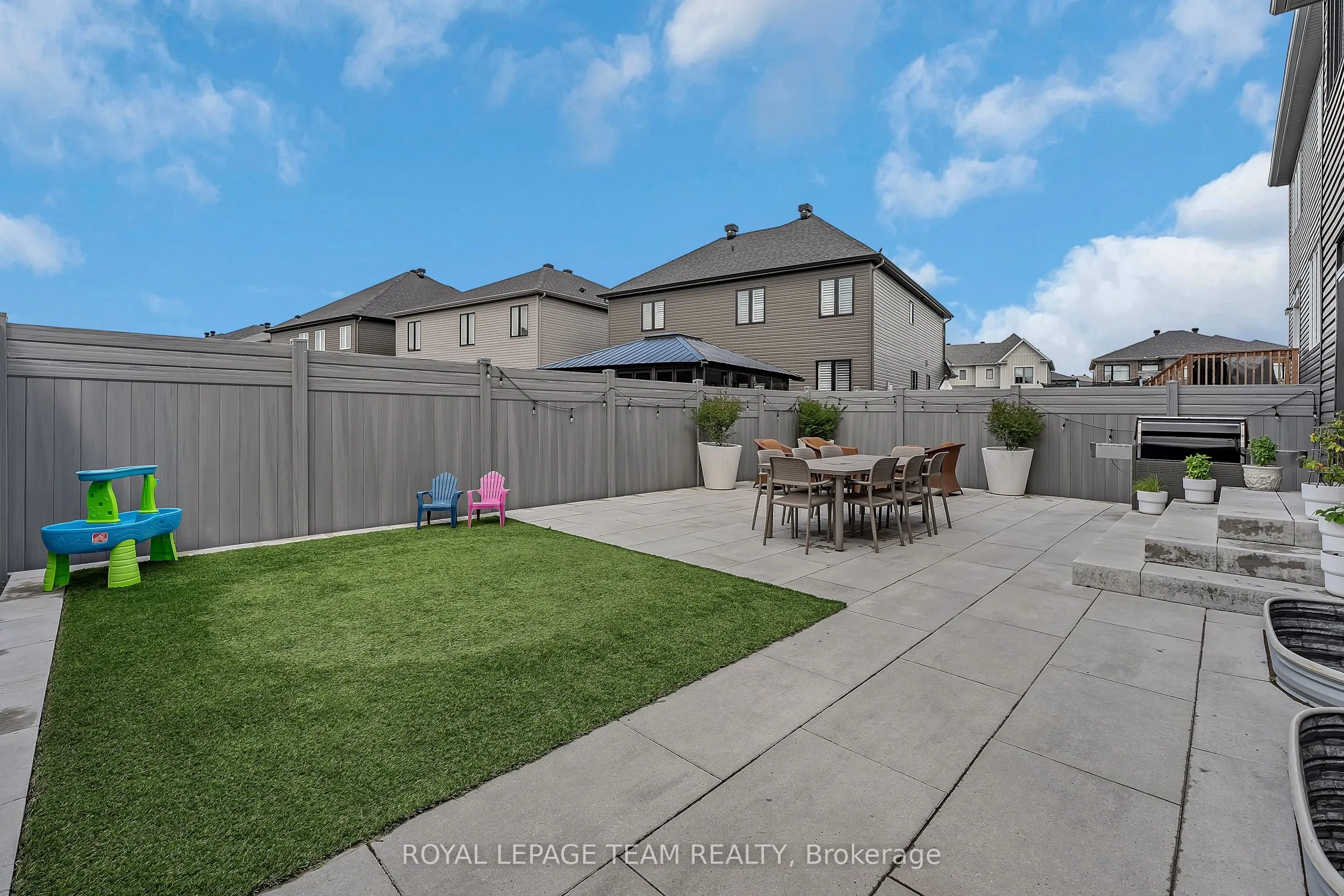 726 Coast Circle
